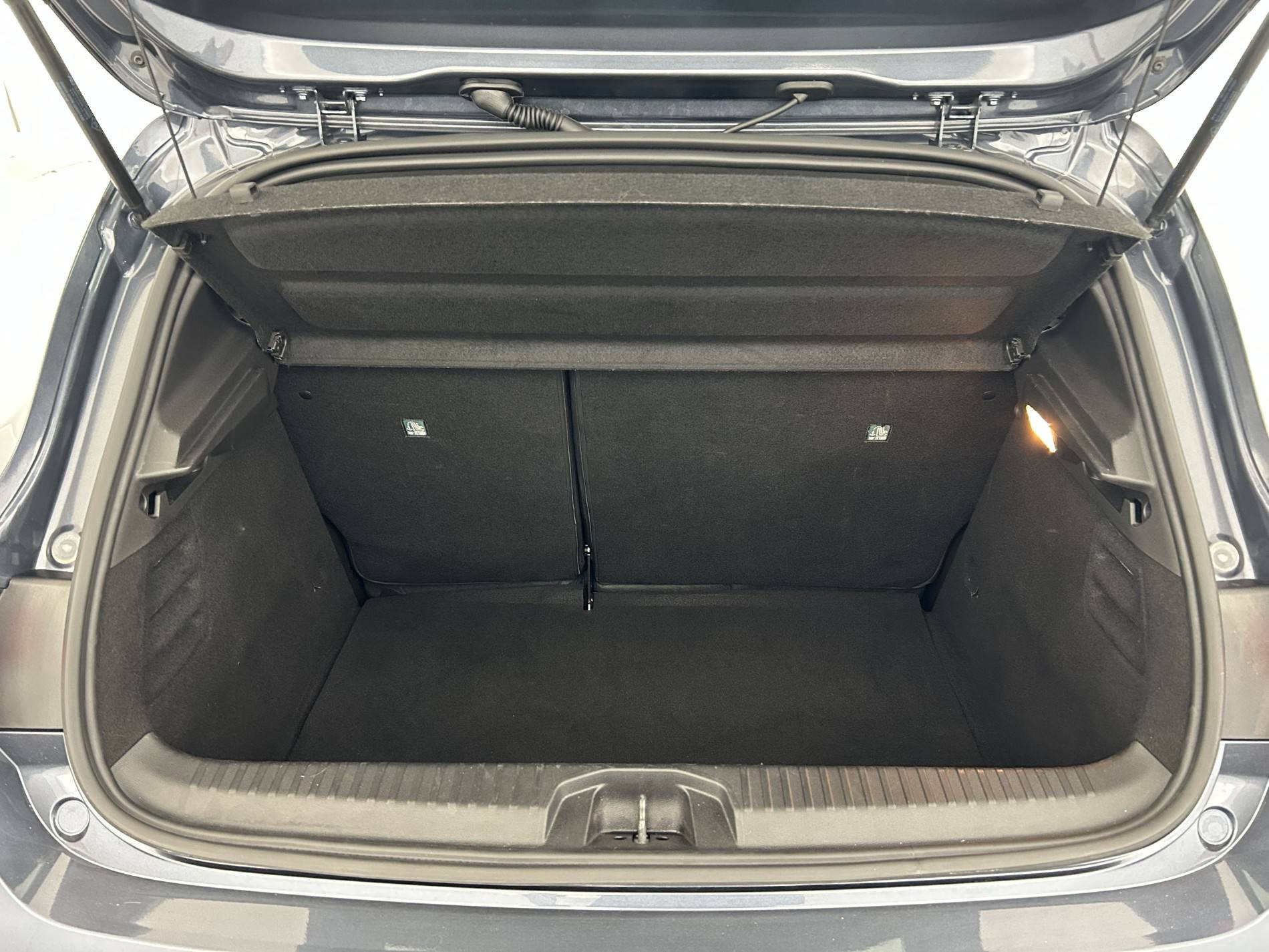 Vente en ligne Renault Clio 5 Clio TCe 90 - 21N au prix de 14 990 €