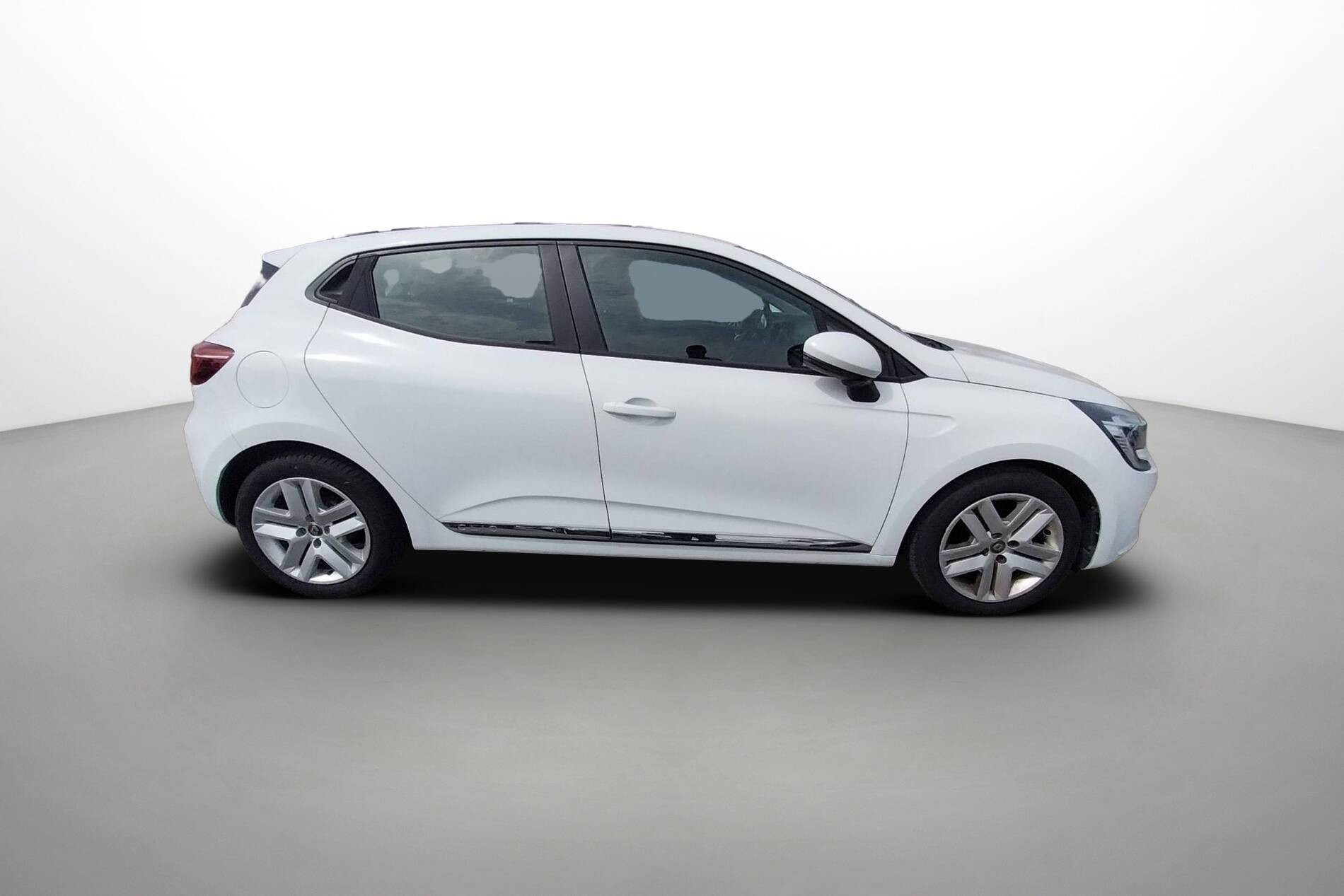 Vente en ligne Renault Clio 5 Clio TCe 90 - 21 au prix de 13 490 €