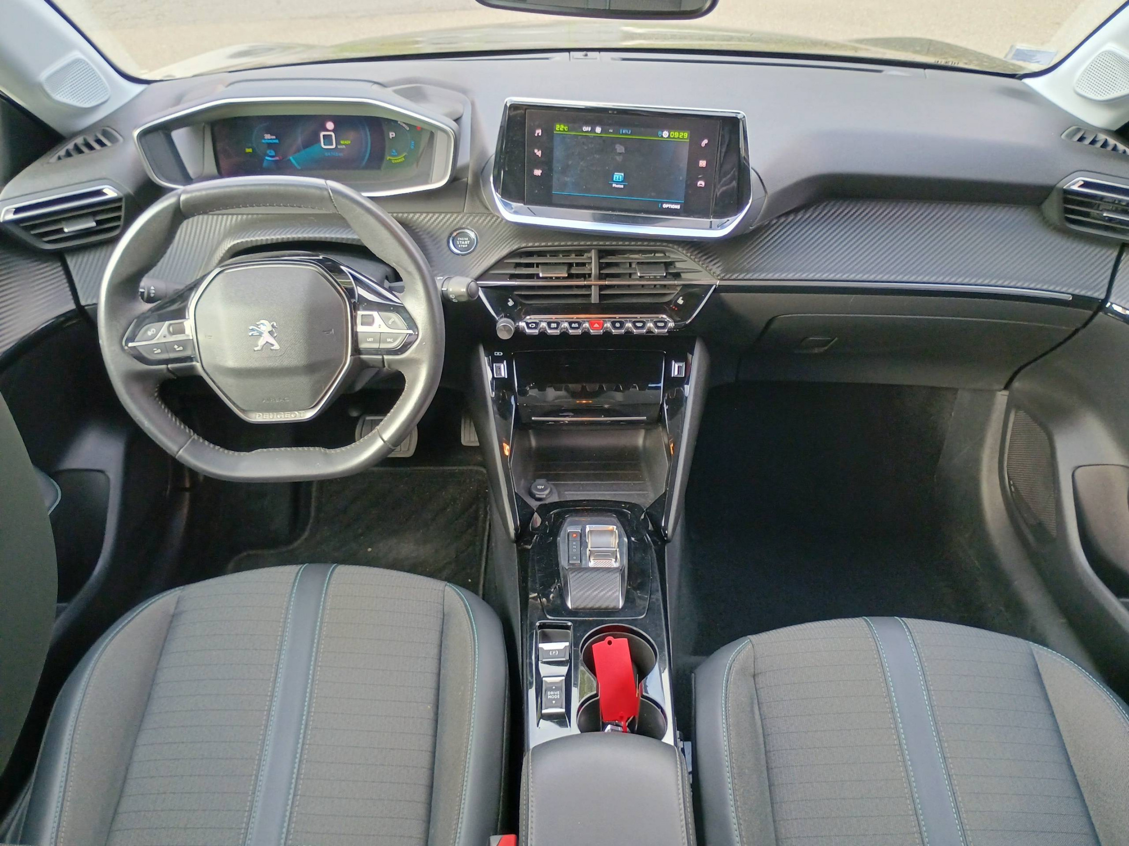 Vente en ligne Peugeot E-208  50 kWh 136ch au prix de 13 490 €