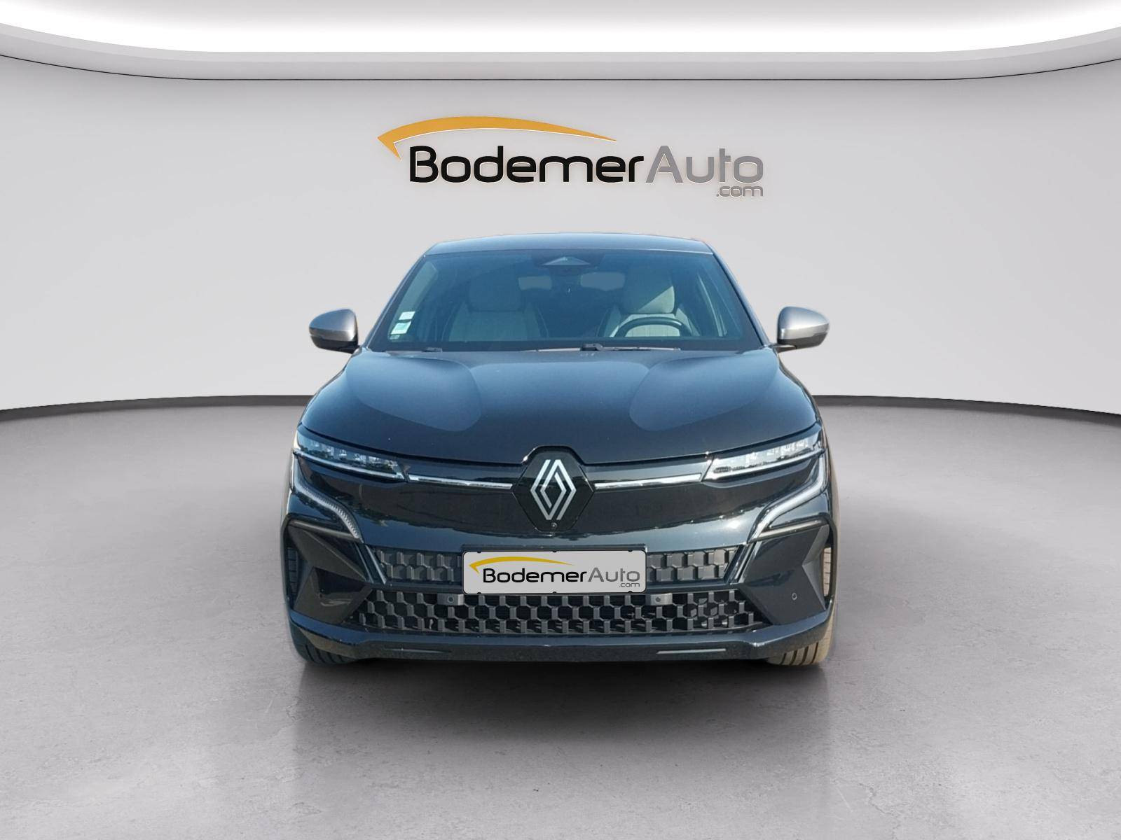 Vente en ligne Renault Megane E-Tech  EV60 220 ch super charge au prix de 23 490 €