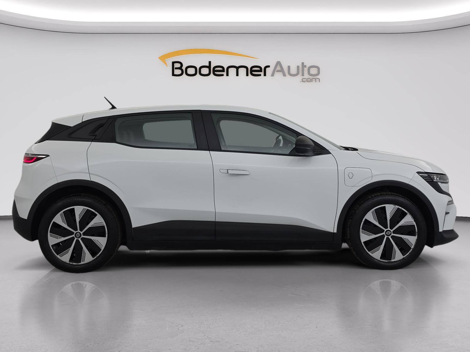 Vente en ligne Renault Megane E-Tech  EV60 130ch super charge au prix de 23 900 €