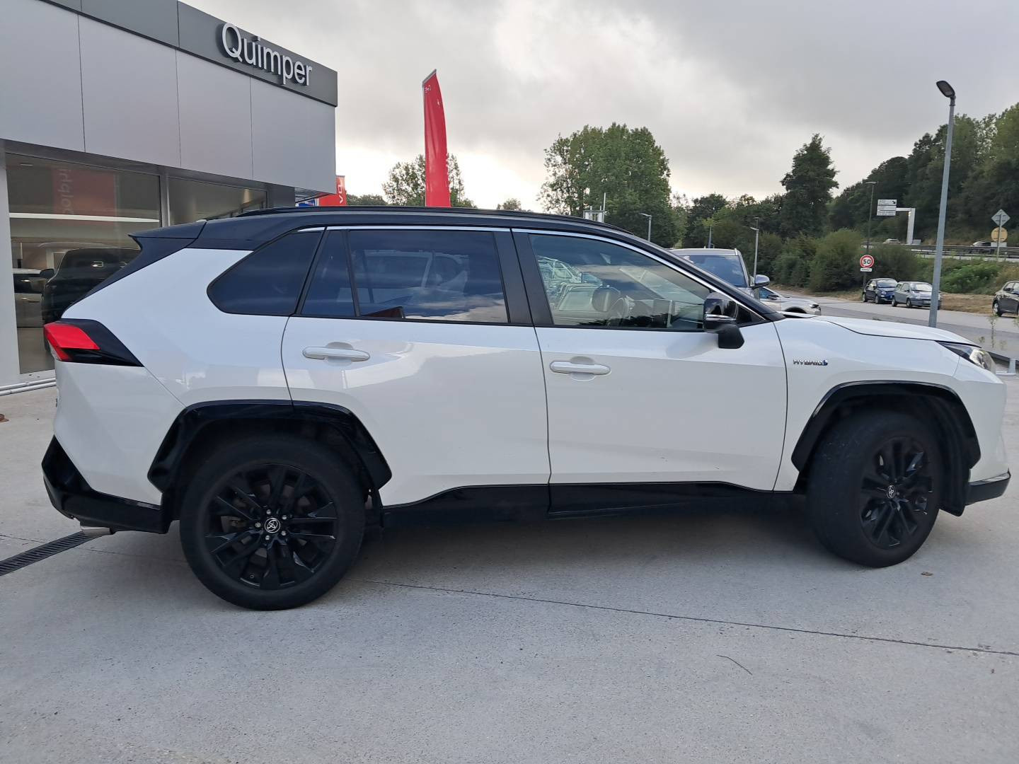 Vente en ligne Toyota RAV4 RAV4 Hybride 222 ch AWD-i au prix de 36 990 €