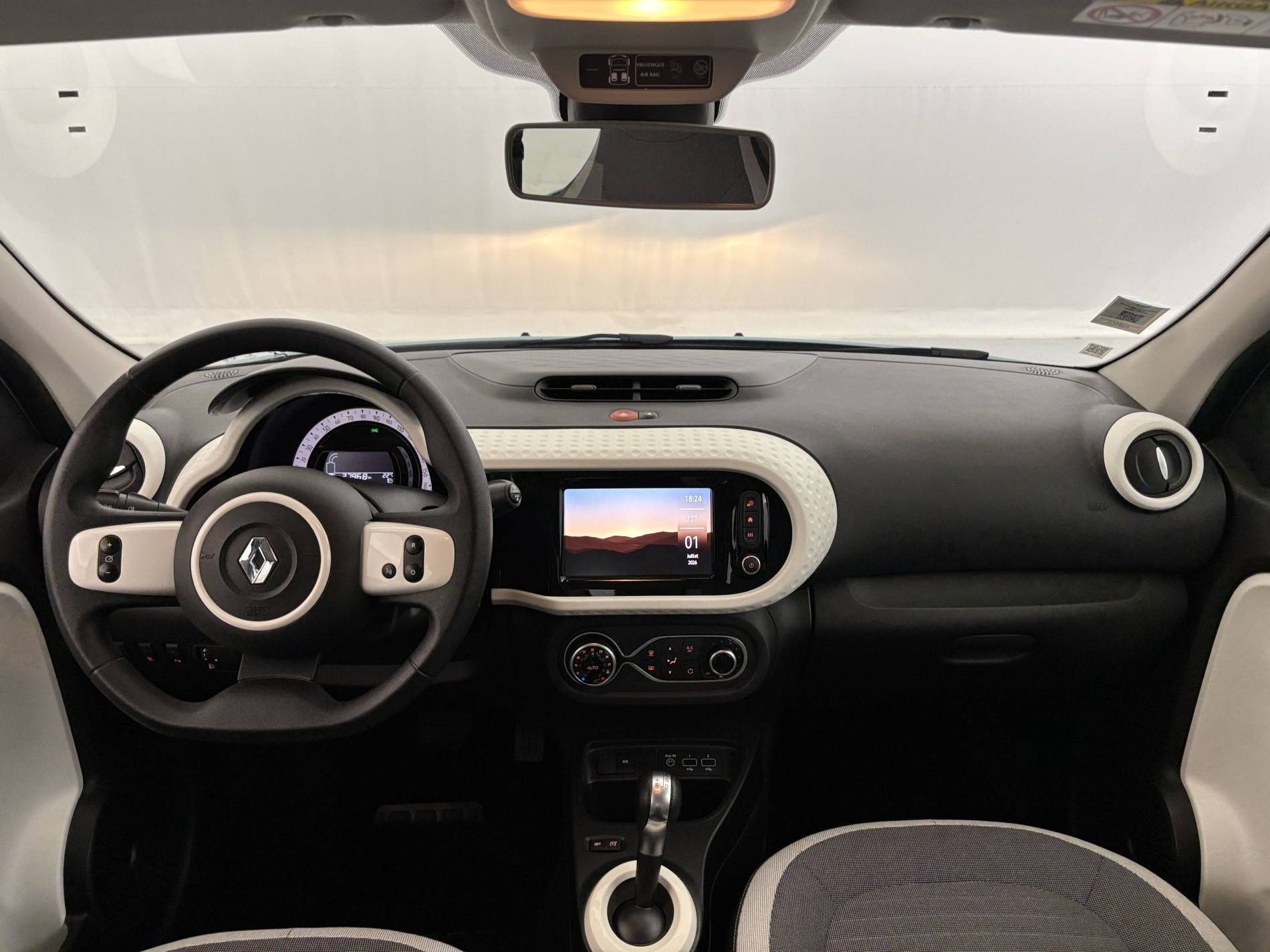 Vente en ligne Renault Twingo Electrique Twingo III E-Tech au prix de 12 990 €