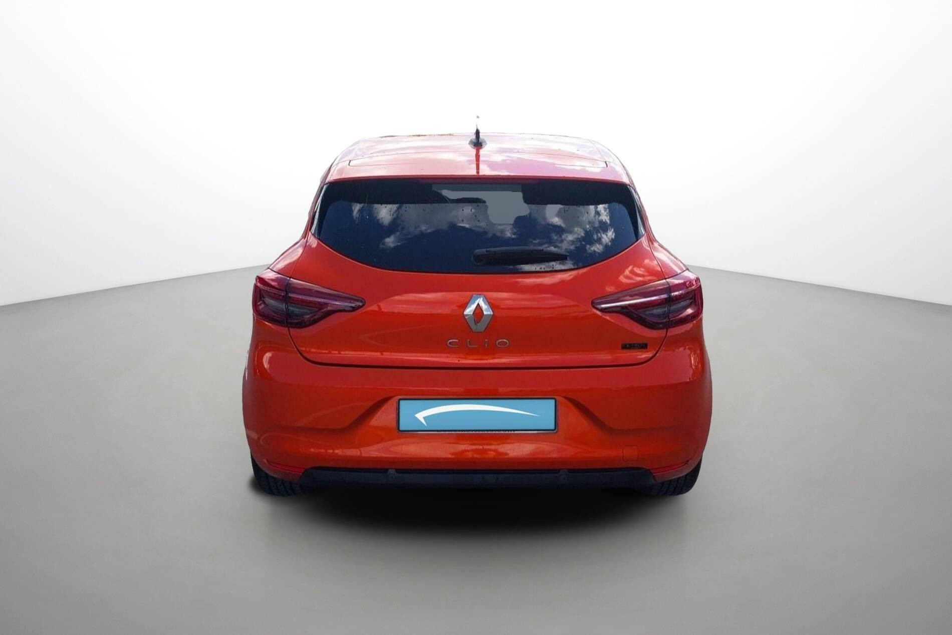 Vente en ligne Renault Clio 5 Clio E-Tech full hybrid 145 au prix de 17 390 €