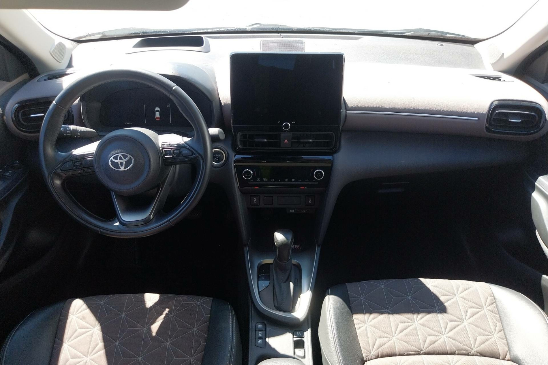 Vente en ligne Toyota Yaris Cross  130h 2WD au prix de 24 990 €