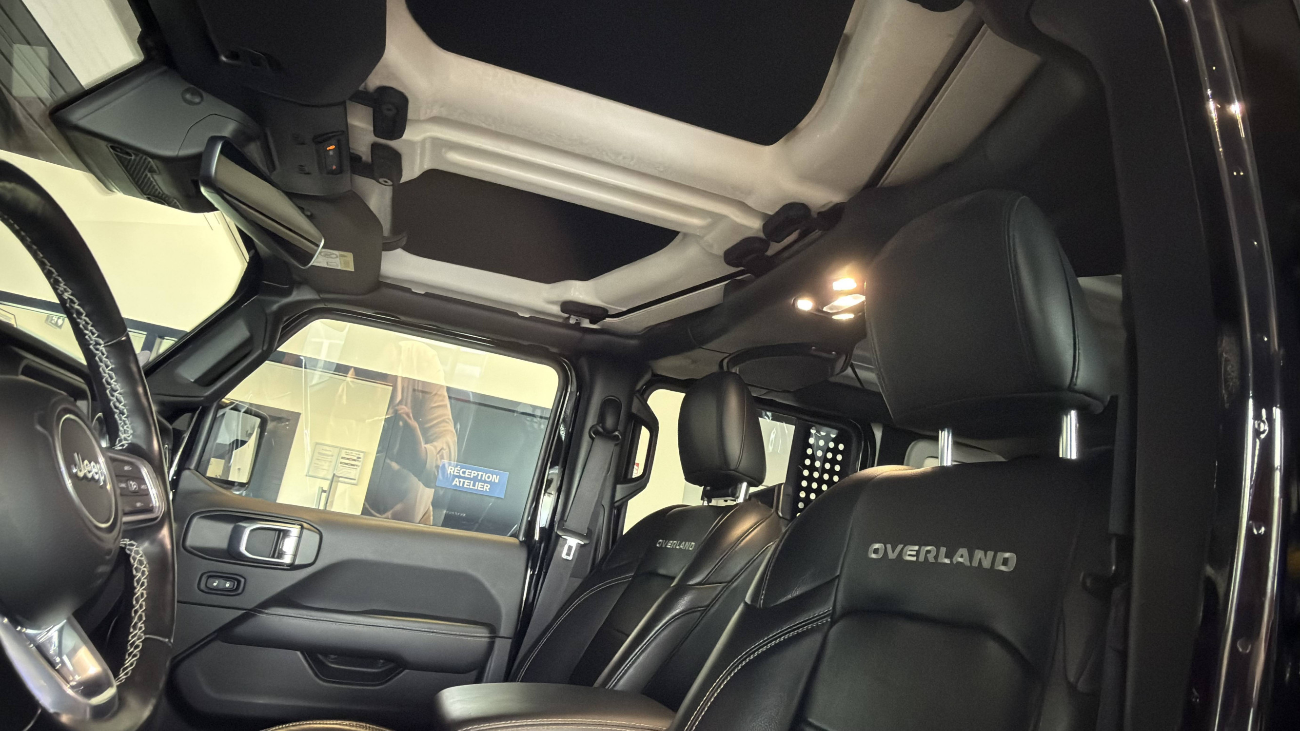 Vente en ligne Jeep Wrangler  Unlimited 4xe 2.0 l T 380 ch PHEV 4x4 BVA8 au prix de 52 990 €
