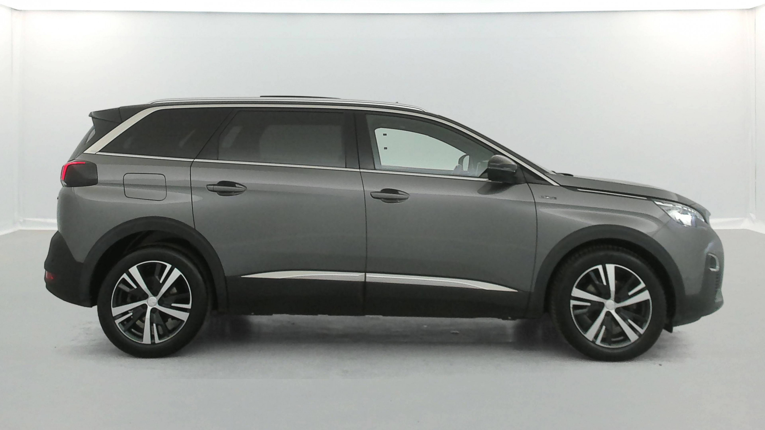Vente en ligne Peugeot 5008  1.5 BlueHDi 130ch S&S BVM6 au prix de 17 500 €