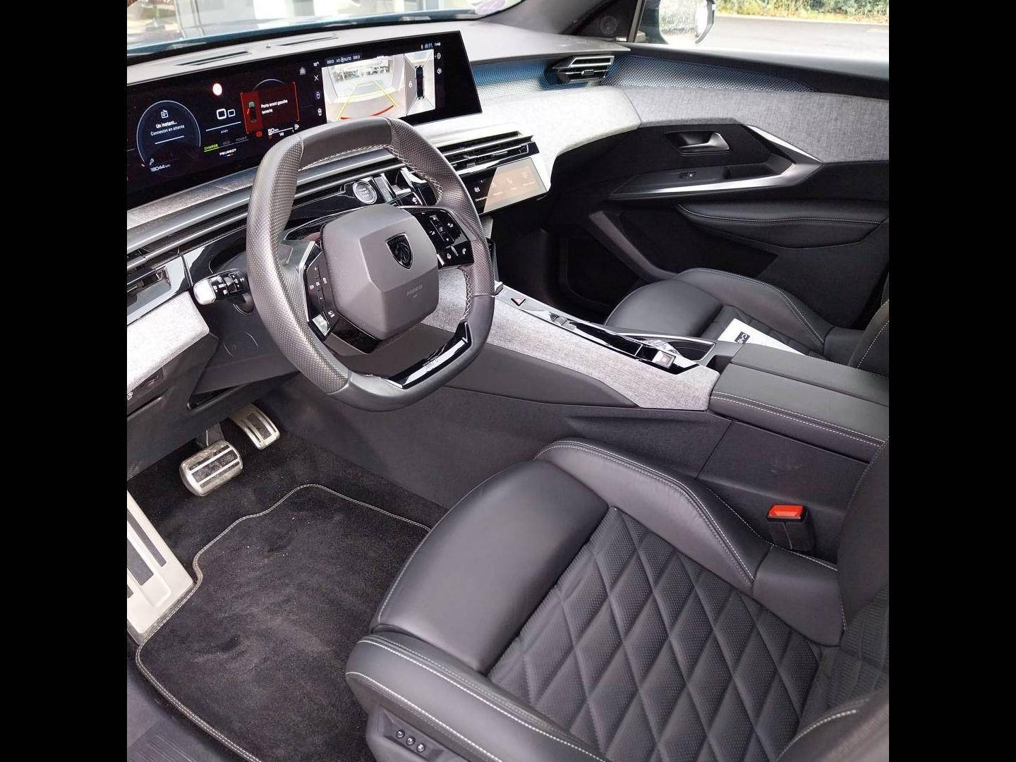 Vente en ligne Peugeot 3008  Hybrid 136 e-DCS6 au prix de 28 490 €