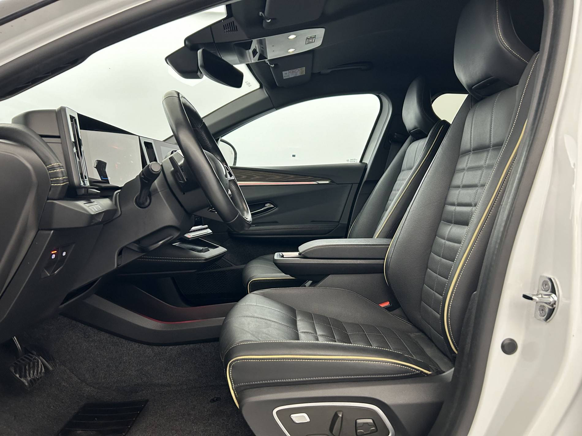 Vente en ligne Renault Megane E-Tech  EV60 220 ch super charge au prix de 22 530 €