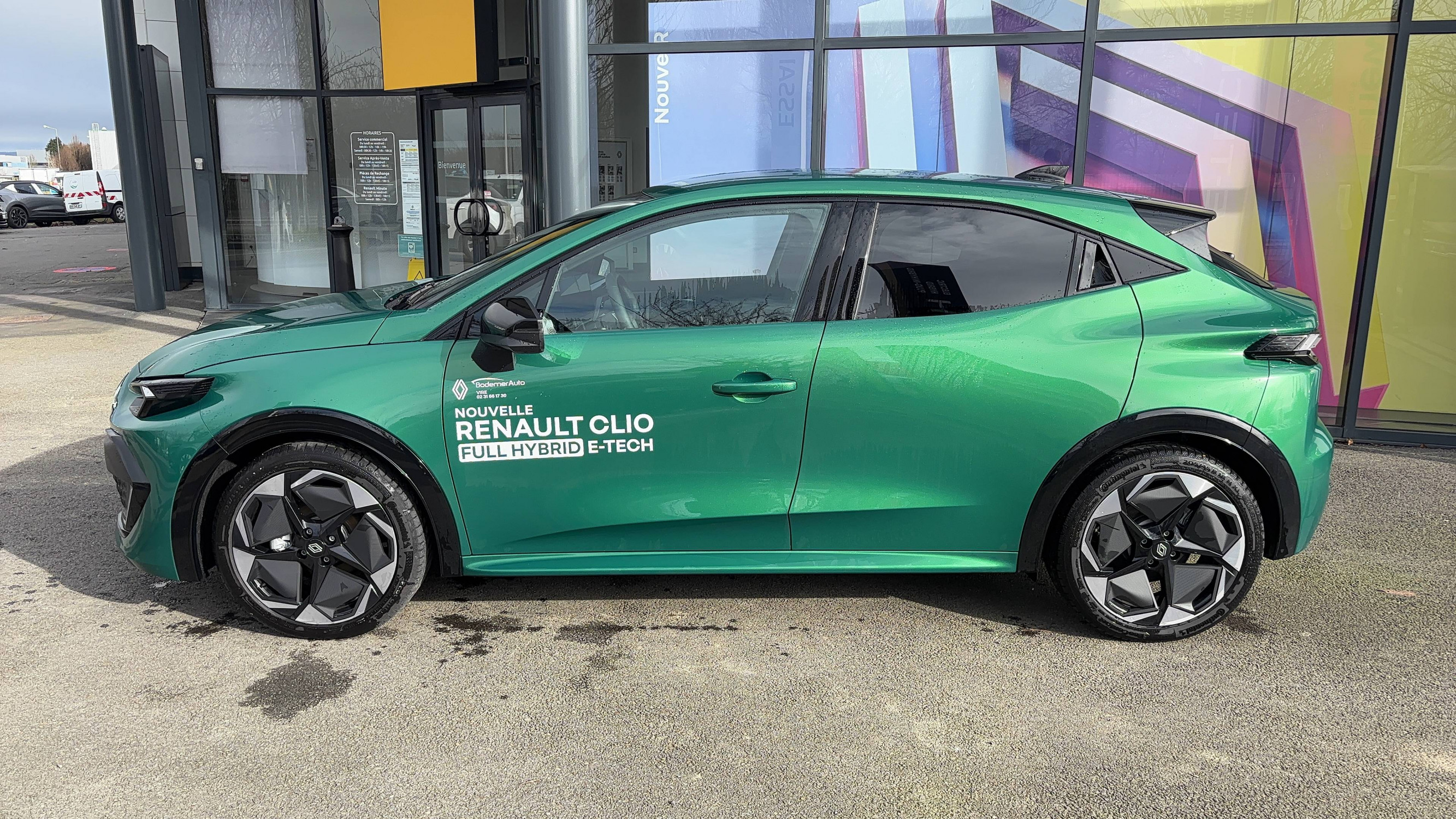 Renault Clio 6 Clio E-Tech full hybrid 160 ch occasion de 2025 en vente à Vire