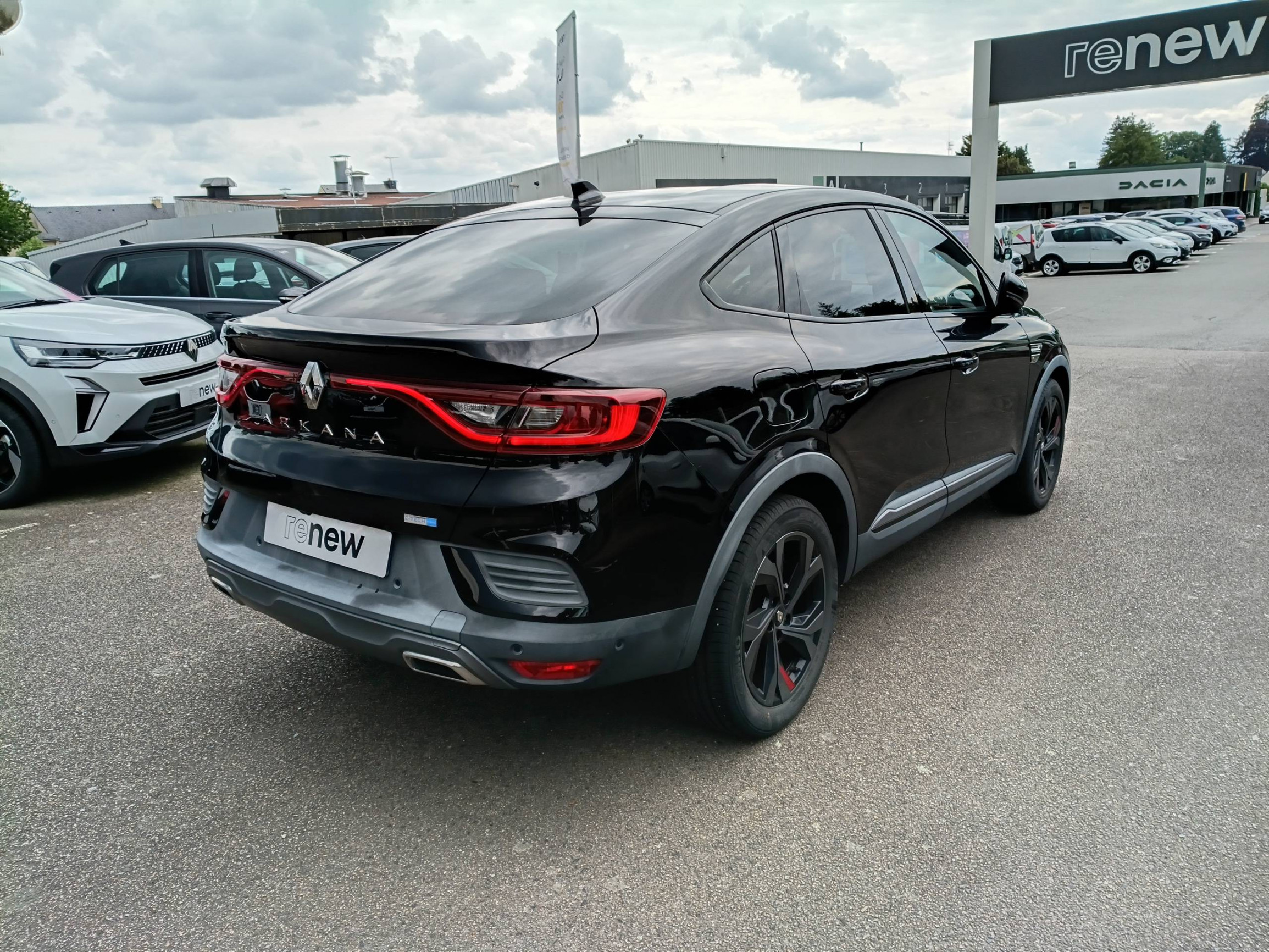 Vente en ligne Renault Arkana  E-Tech 145 - 21B au prix de 20 990 €