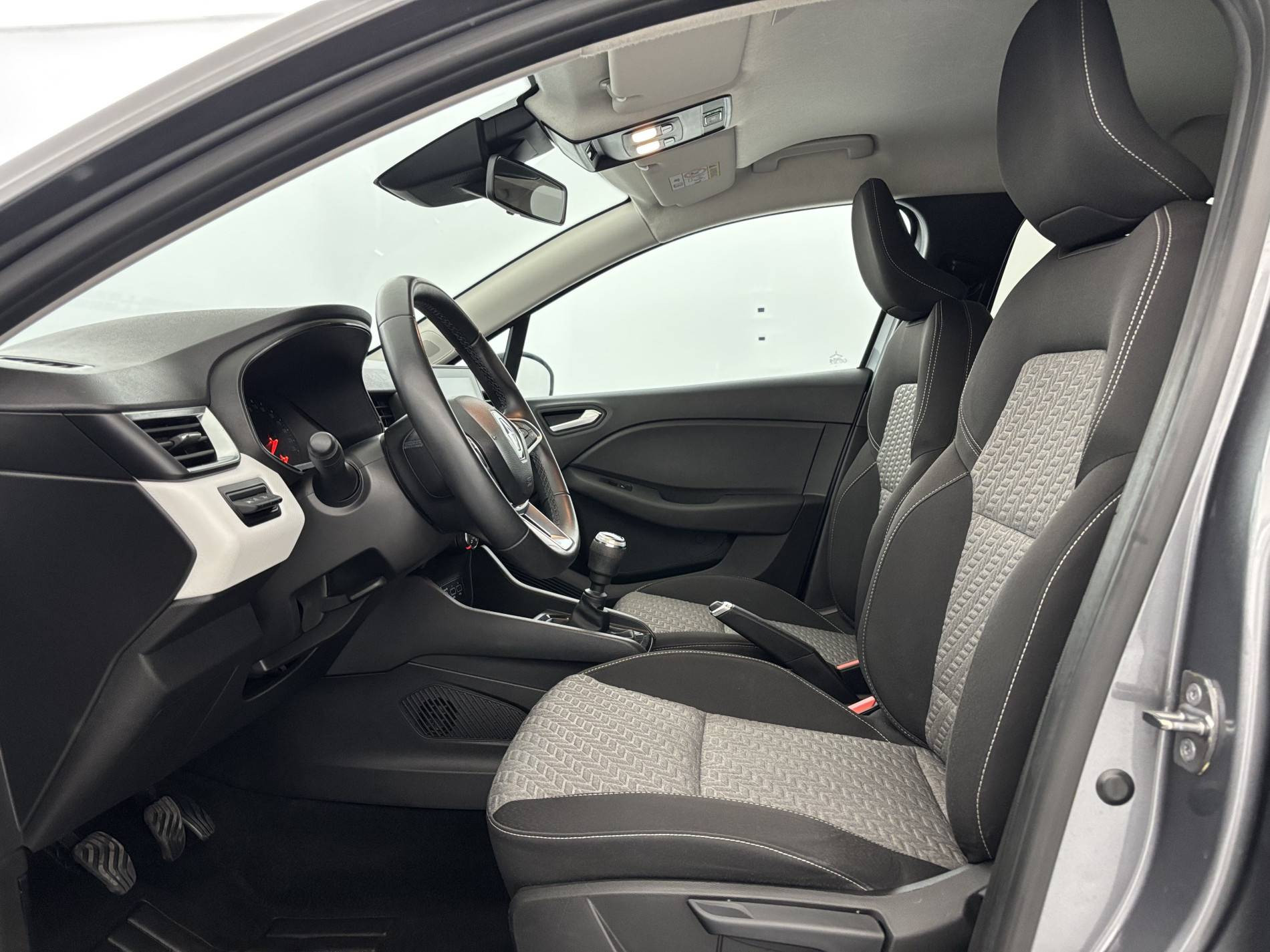 Vente en ligne Renault Clio 5 Clio TCe 90 au prix de 12 990 €