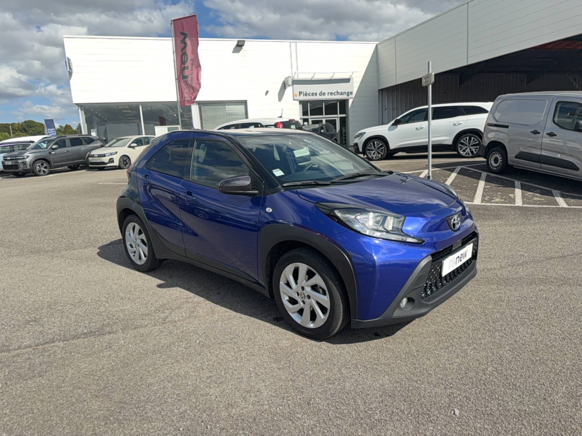 Vente en ligne Toyota Aygo X  1.0 VVT-i 72 S-CVT au prix de 15 490 €