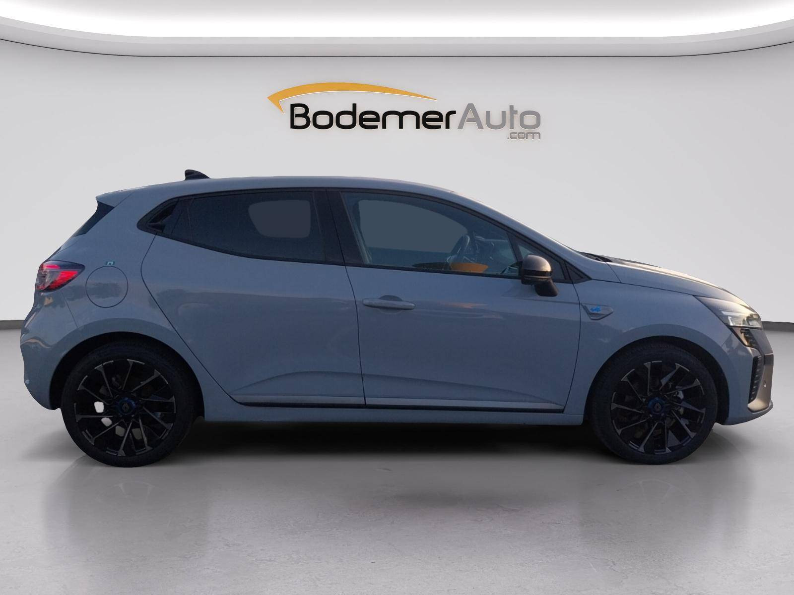 Vente en ligne Renault Clio 5 Clio E-Tech full hybrid 145 ch GSR2 au prix de 22 470 €