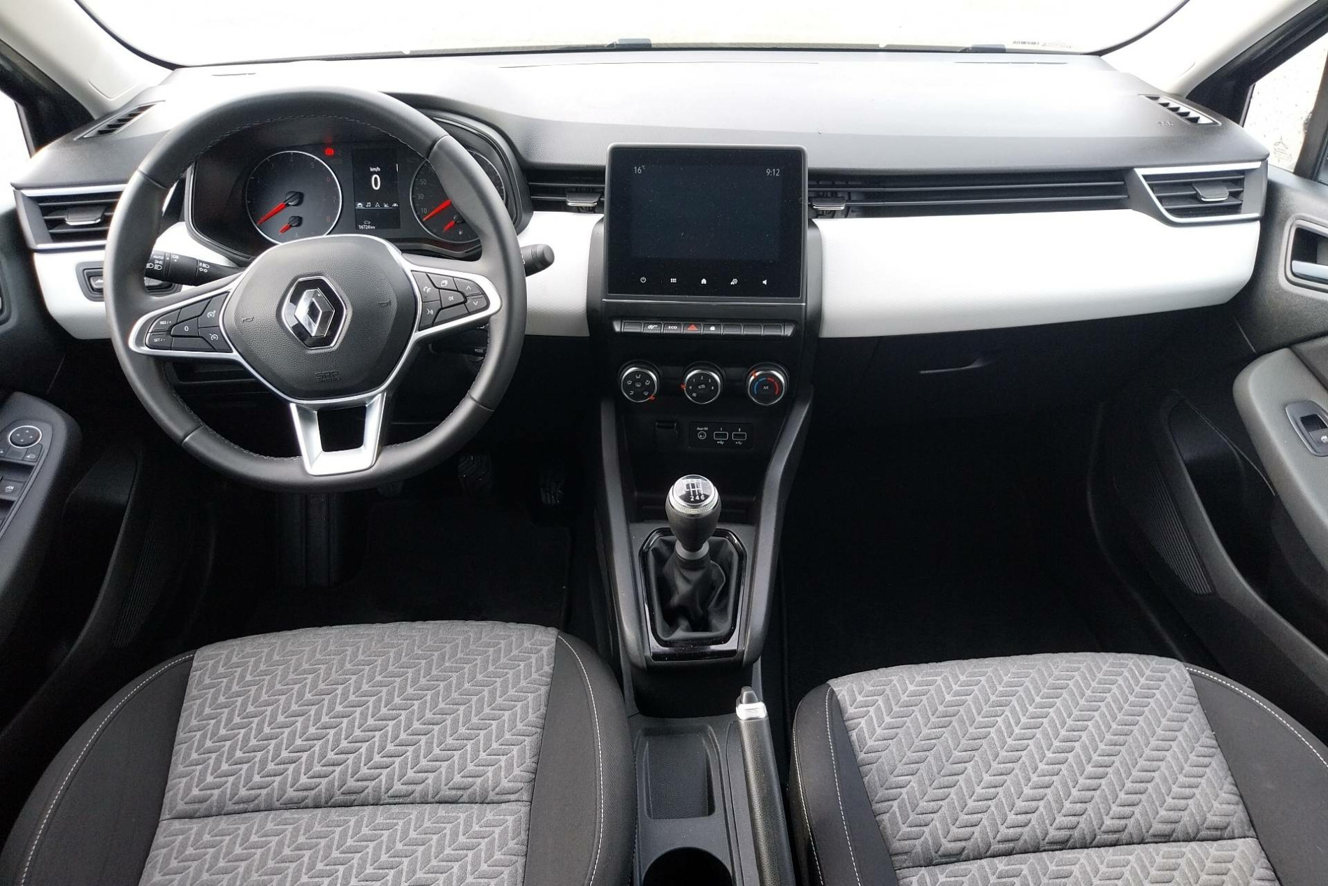 Vente en ligne Renault Clio 5 Clio TCe 100 GPL au prix de 14 490 €