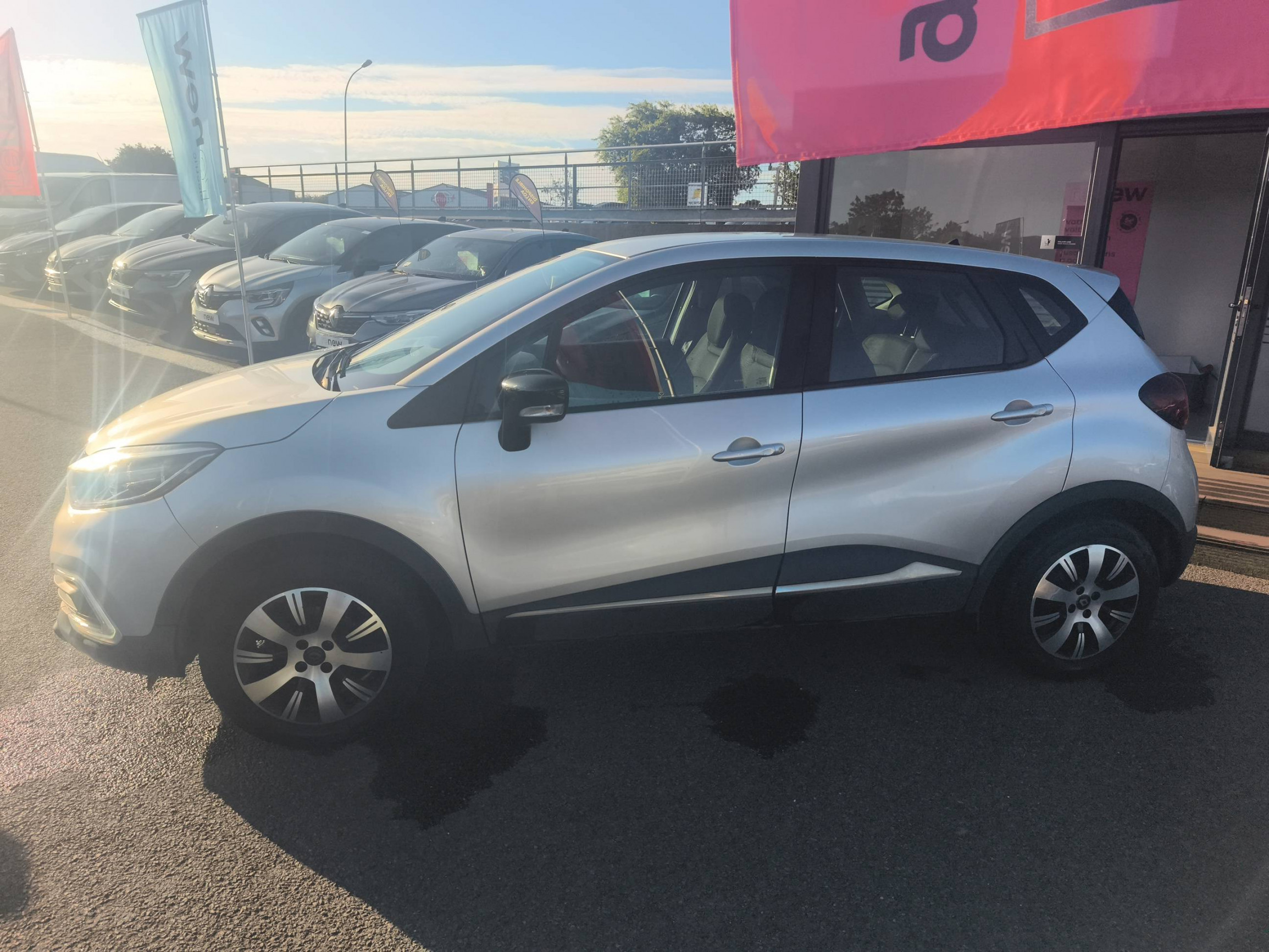 Vente en ligne Renault Captur  TCe 90 Energy au prix de 11 990 €