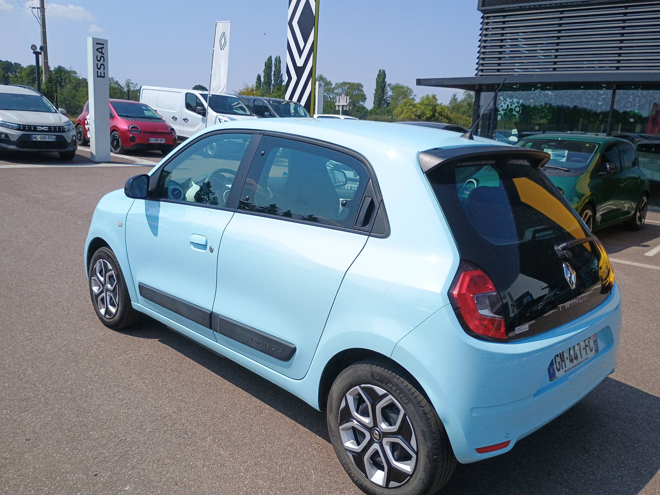 Vente en ligne Renault Twingo Electrique Twingo III E-Tech au prix de 13 491 €
