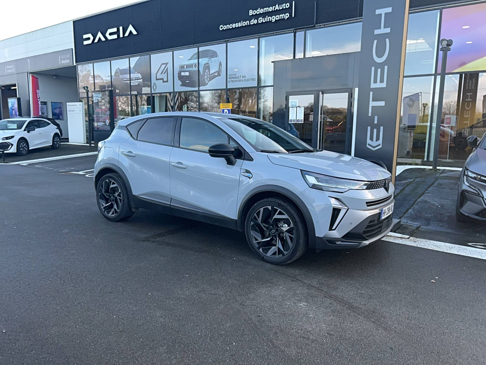 Vente en ligne Renault Captur  E-Tech full hybrid 160 ch au prix de 33 990 €