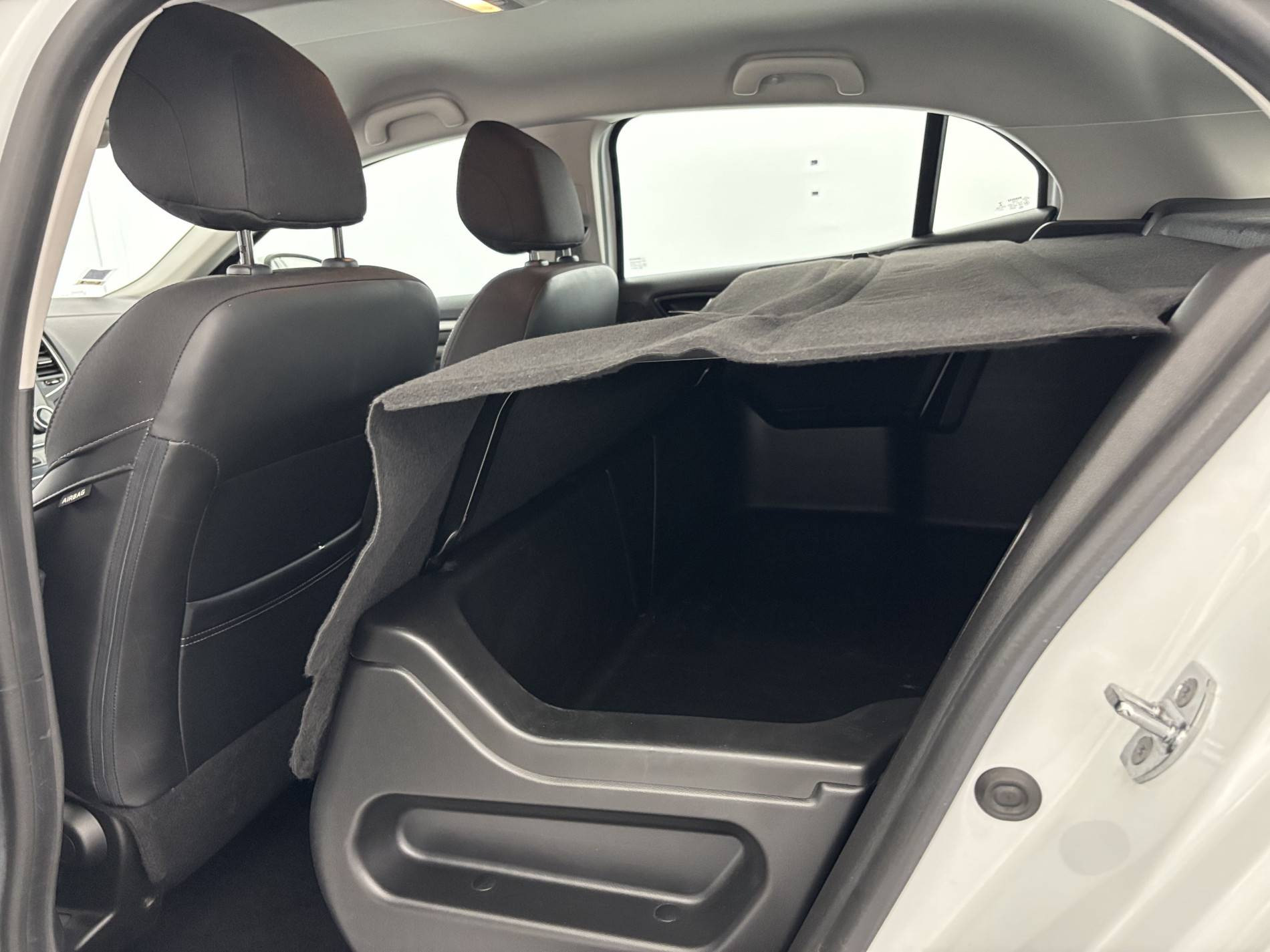 Vente en ligne Renault Megane 4  BLUE DCI 115 au prix de 14 990 €