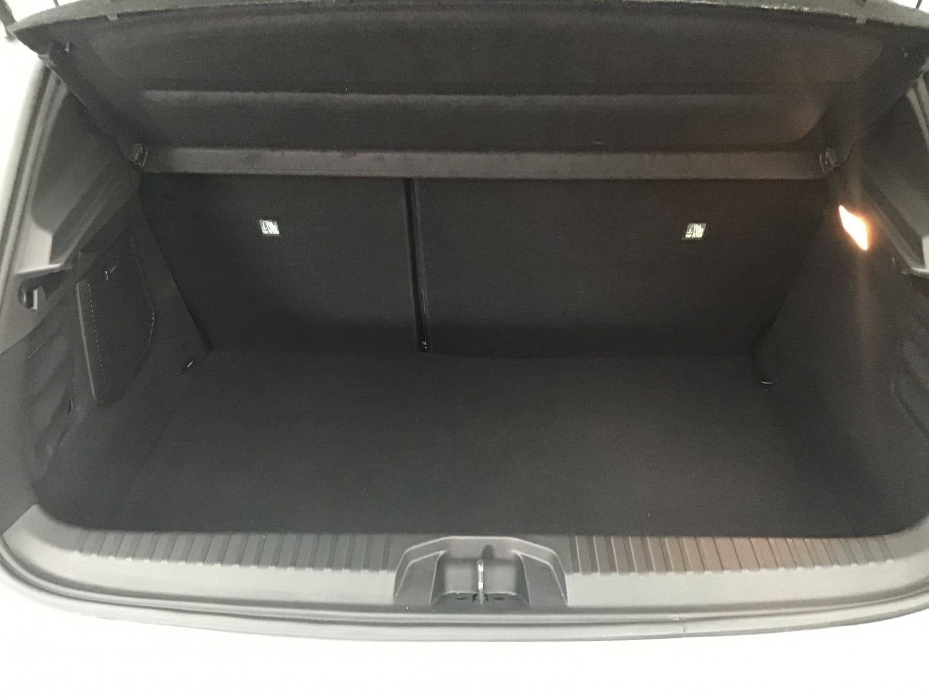 Vente en ligne Renault Clio 5 Clio E-Tech full hybrid 145 ch GSR2 au prix de 22 990 €