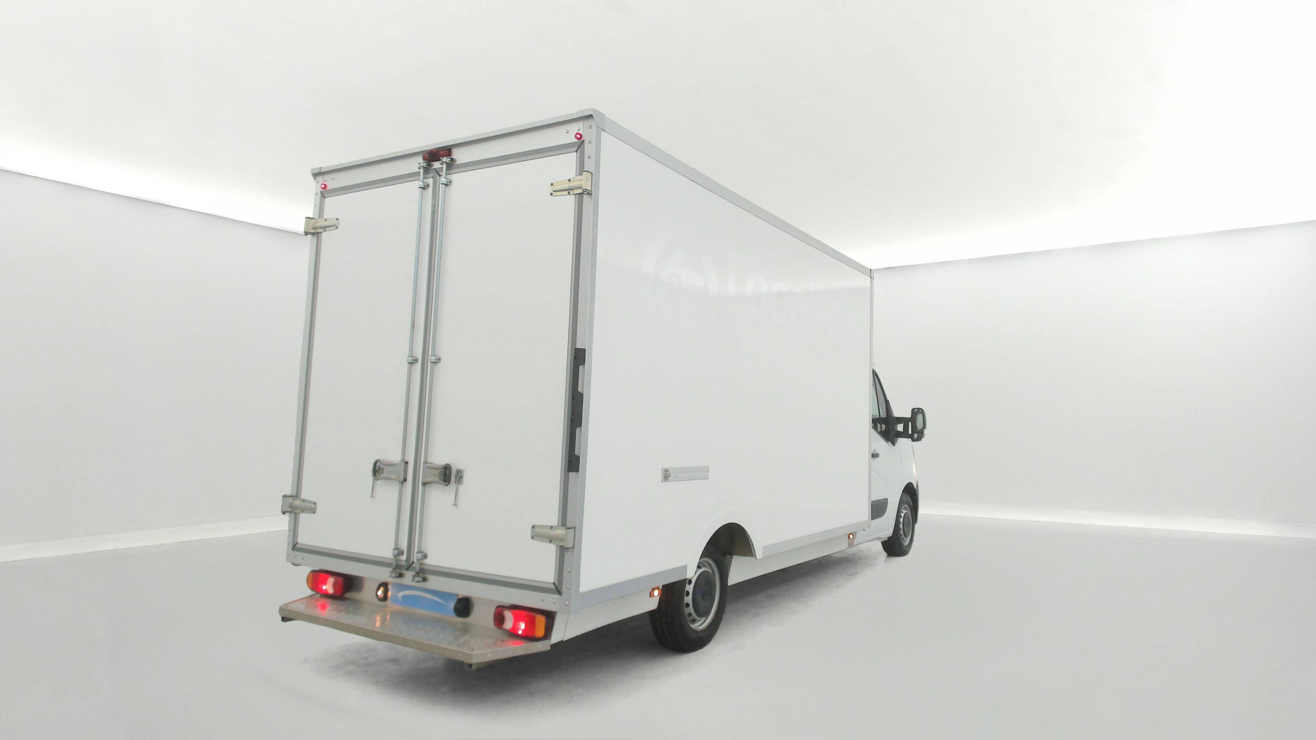 Vente en ligne Renault Master 3 Châssis Cabine MASTER PHC TRAC F3500 L3H1 BLUE DCI 145 EURO VI au prix de 30 990 €