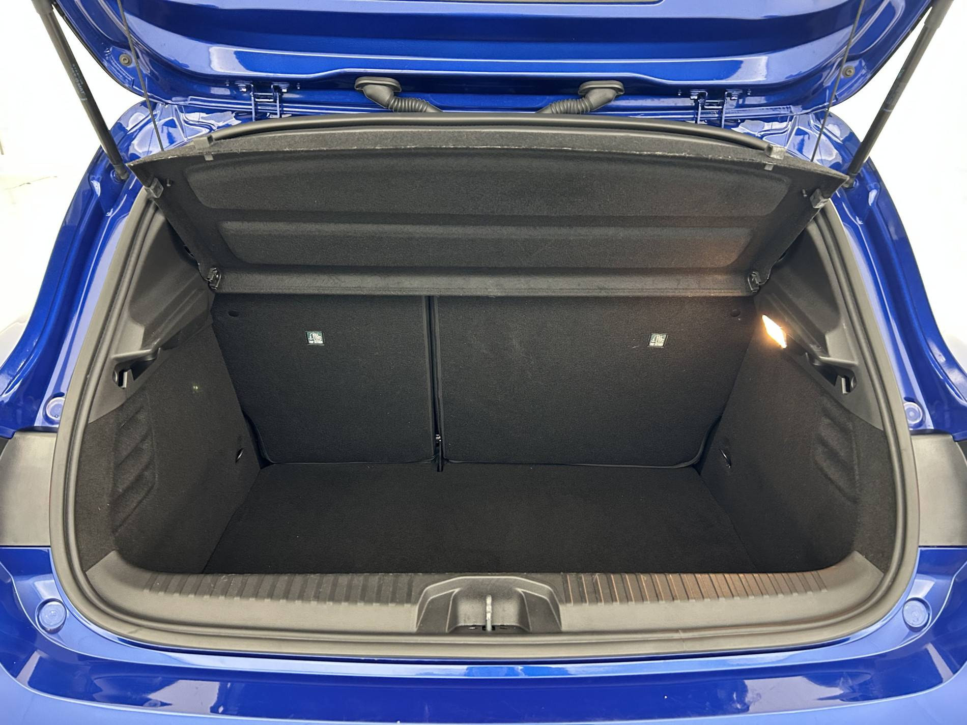 Vente en ligne Renault Clio 5 Clio E-Tech full hybrid 145 au prix de 21 990 €