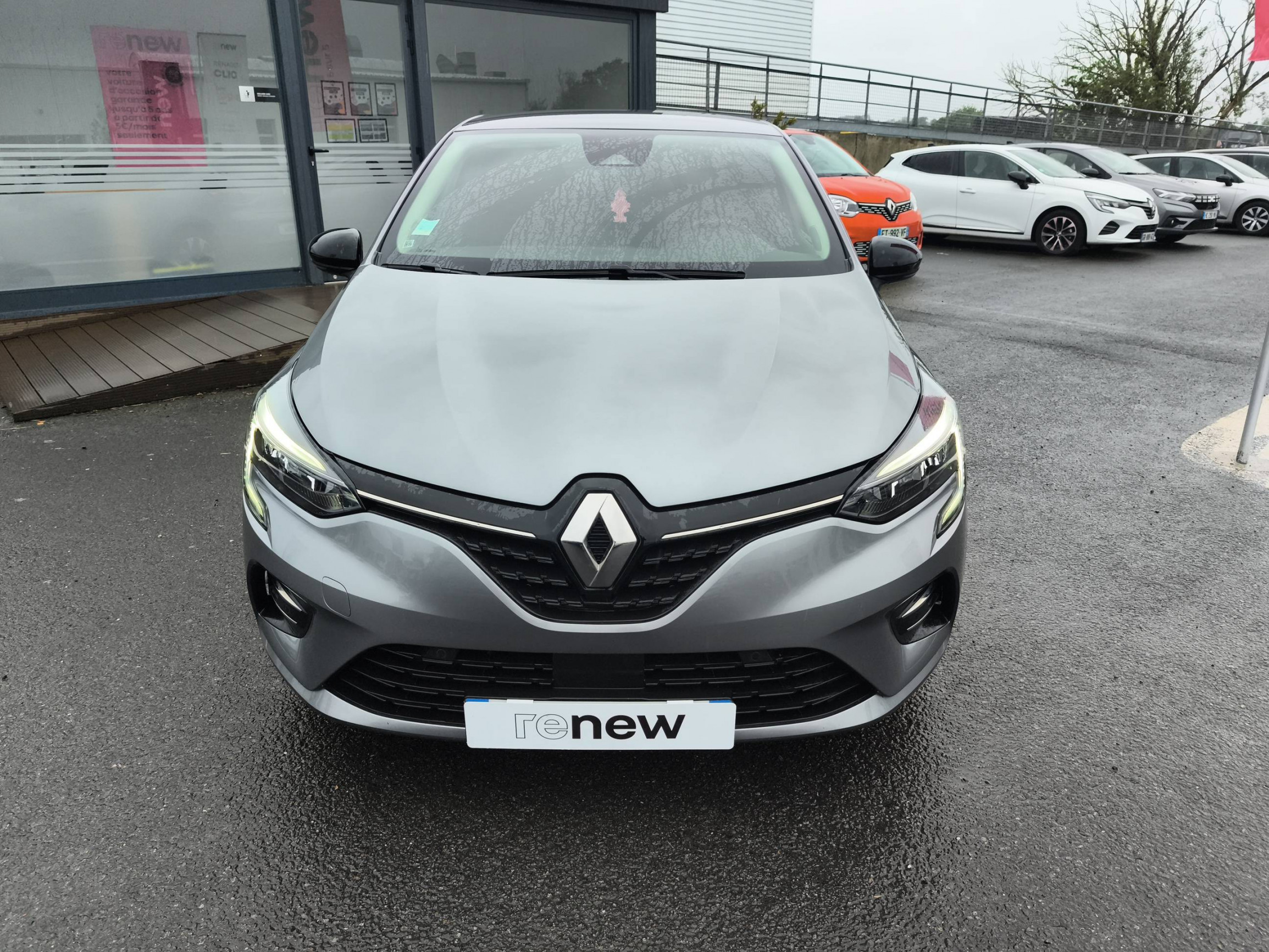 Vente en ligne Renault Clio 5 Clio TCe 100 GPL au prix de 13 990 €