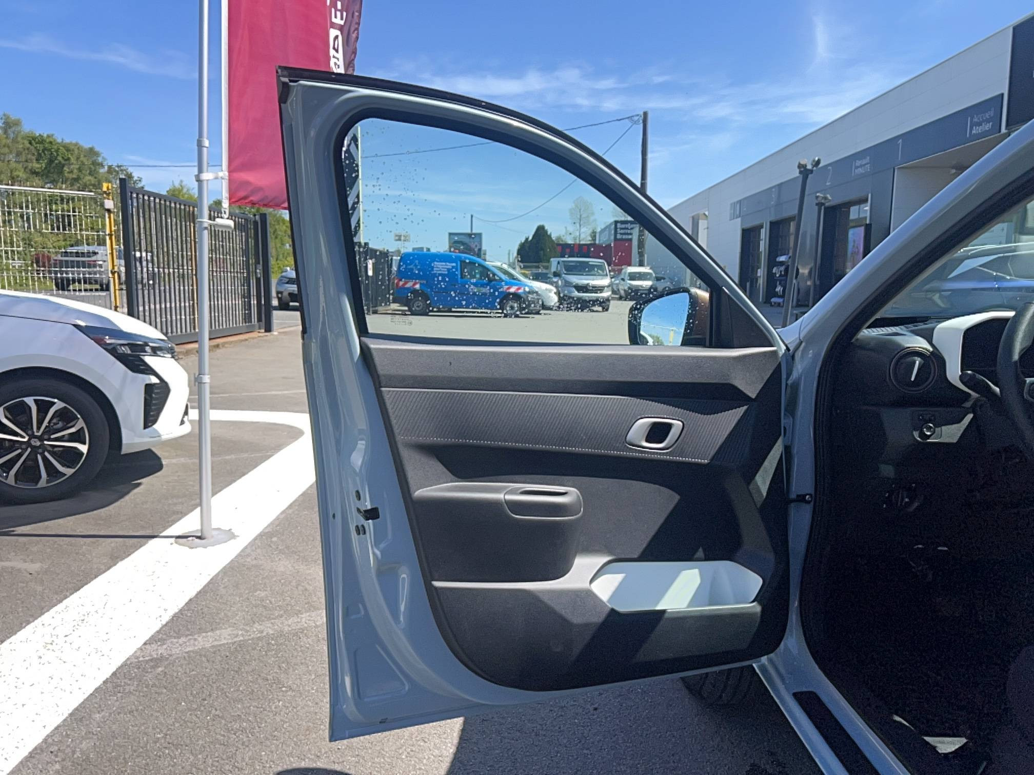 Vente en ligne Dacia Spring  electric 100 au prix de 19 990 €