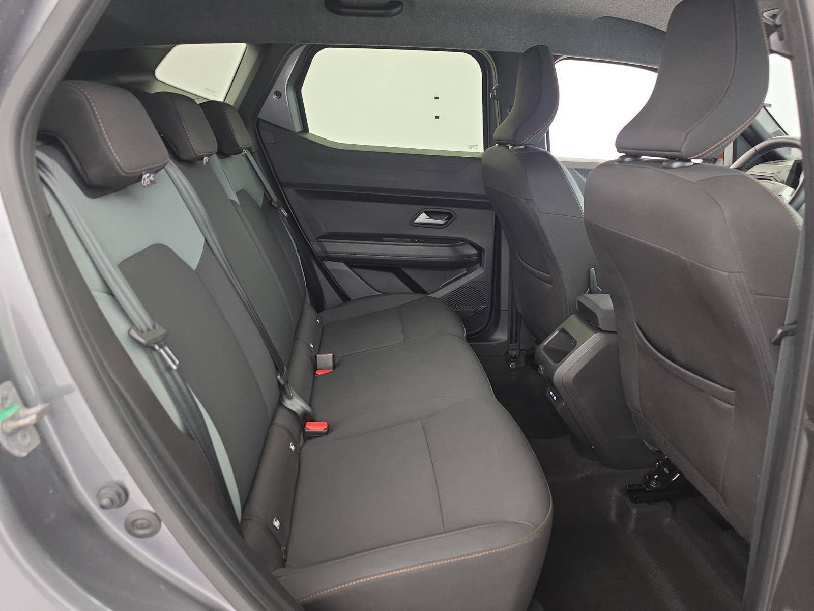 Vente en ligne Dacia Duster  Hybrid 140 au prix de 24 990 €