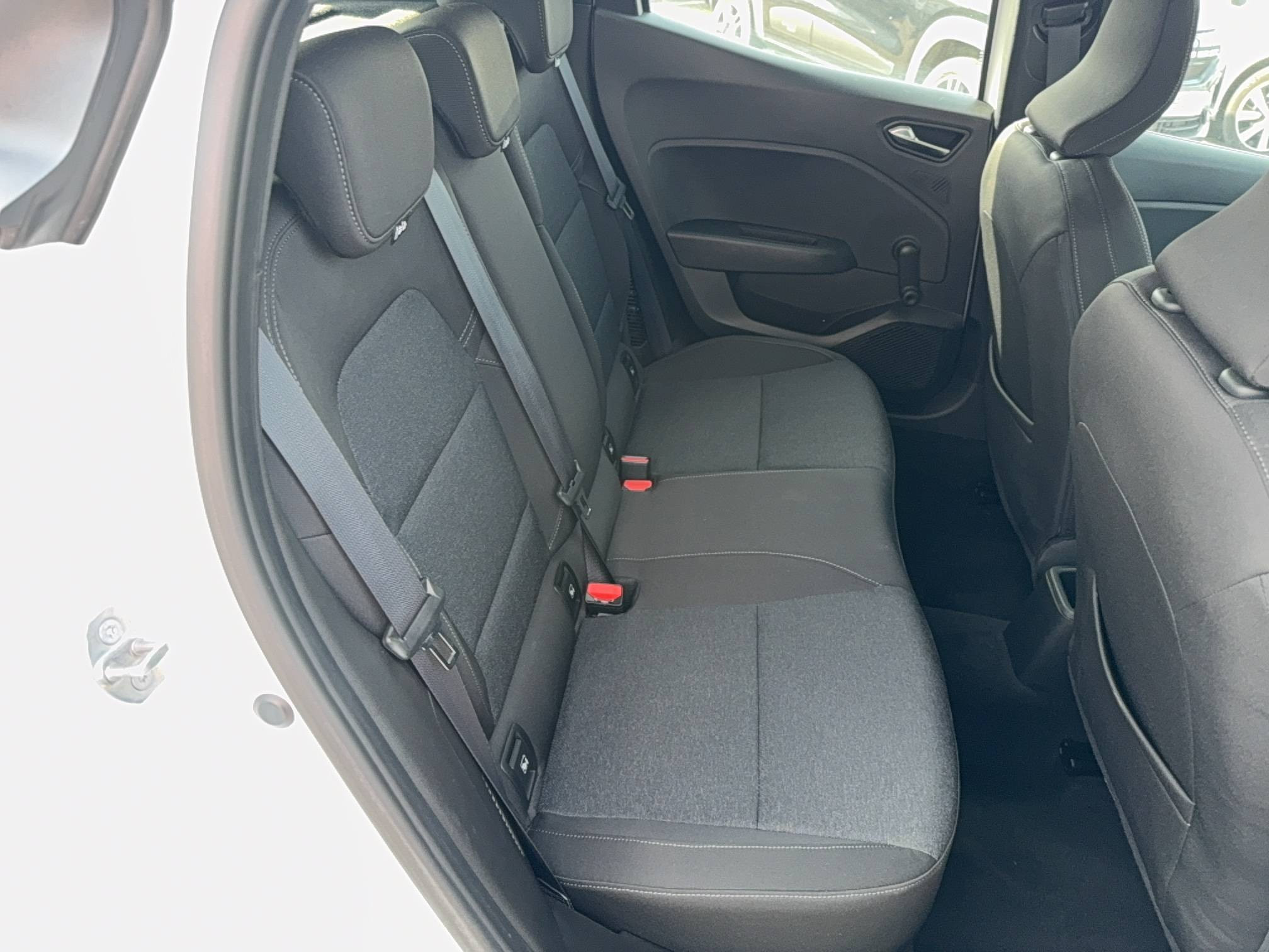 Vente en ligne Renault Clio 5 Clio E-Tech full hybrid 145 au prix de 16 690 €