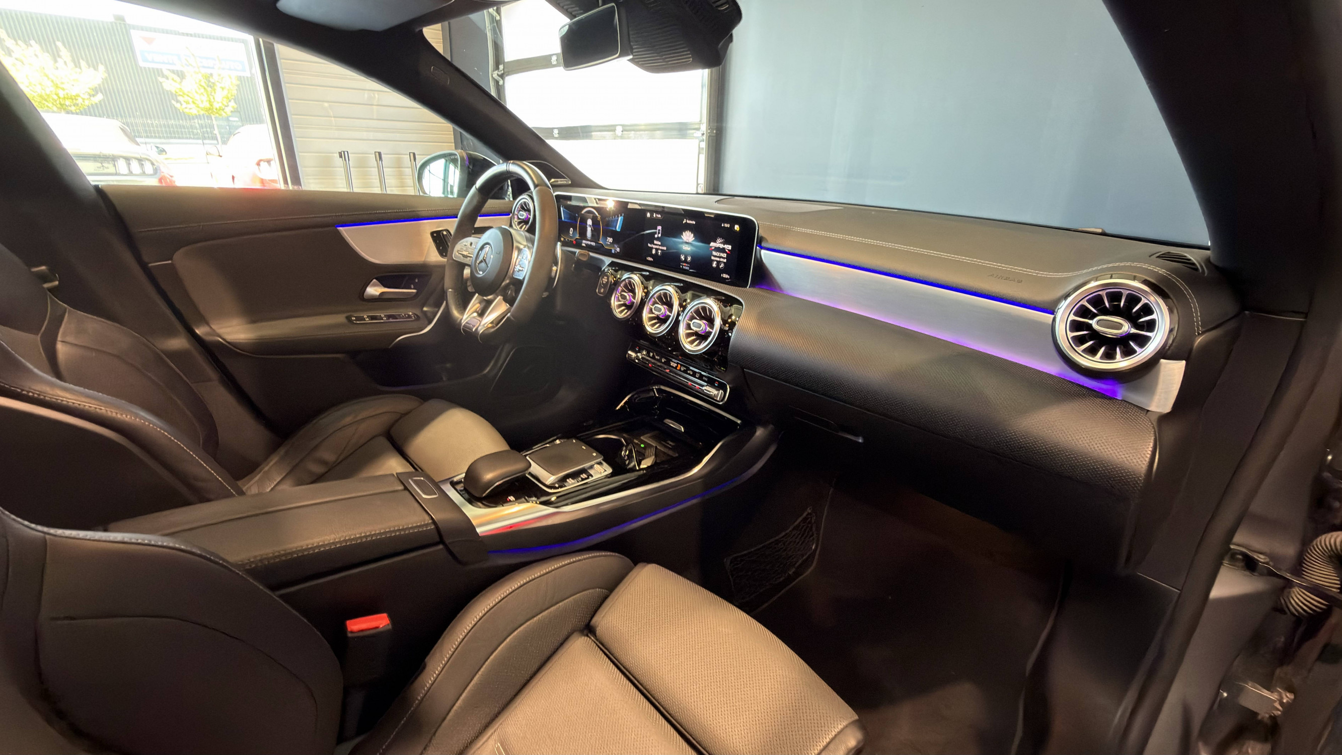 Vente en ligne Mercedes CLA Shooting Brake  45 S AMG 8G-DCT AMG 4Matic+ au prix de 56 990 €