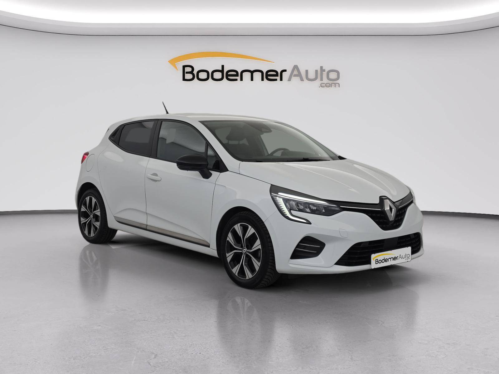 Vente en ligne Renault Clio 5 Clio Blue dCi 100 au prix de 11 890 €