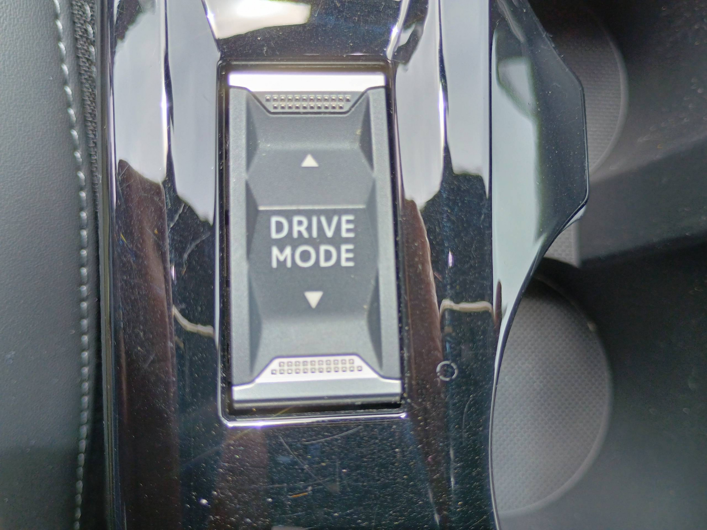 Vente en ligne Peugeot 2008  BlueHDi 130 S&S EAT8 au prix de 19 990 €