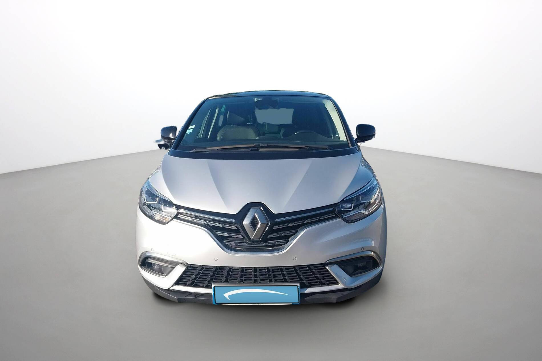 Vente en ligne Renault Scenic 4 Scenic TCe 140 FAP EDC au prix de 17 890 €