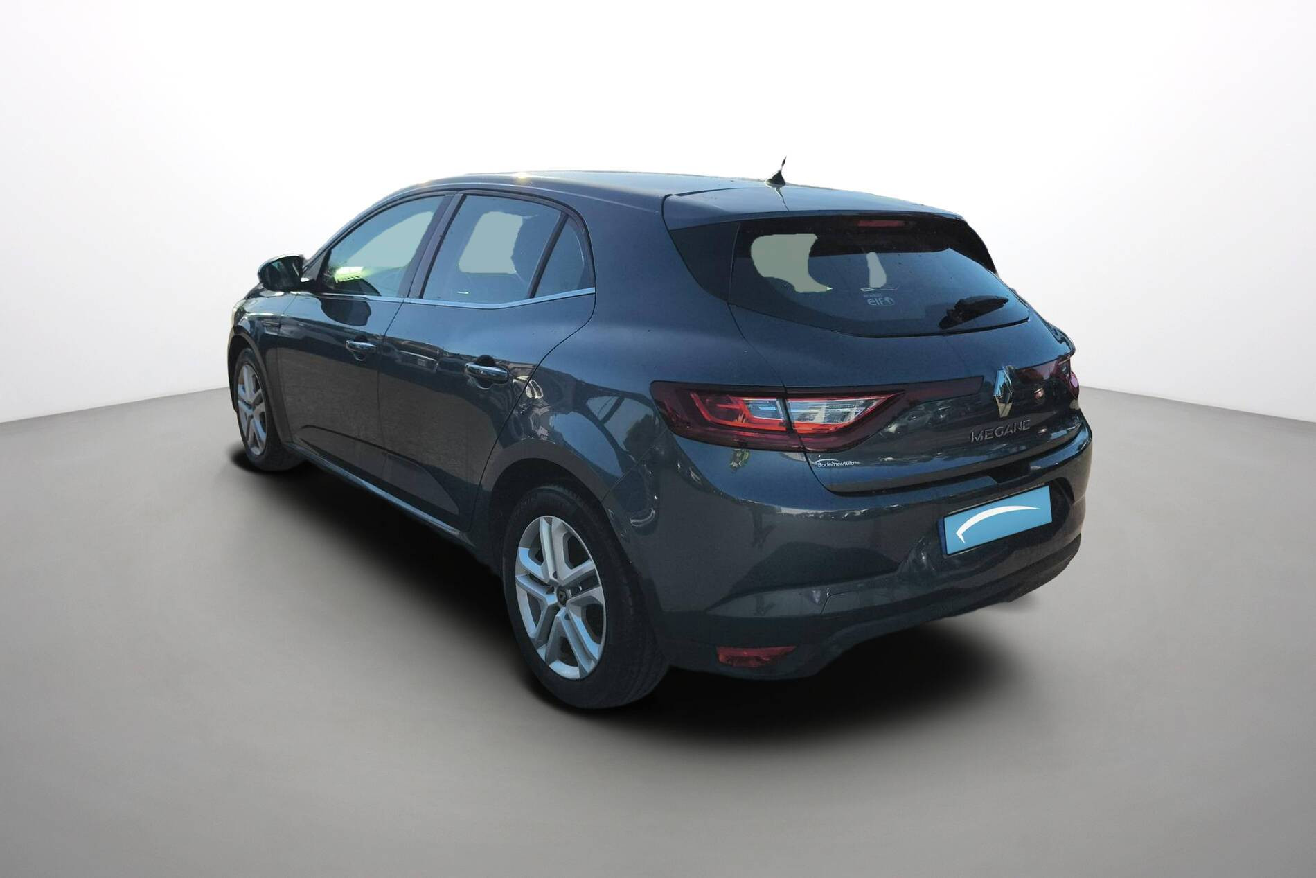 Vente en ligne Renault Megane 4 Mégane IV Berline Blue dCi 115 au prix de 14 990 €