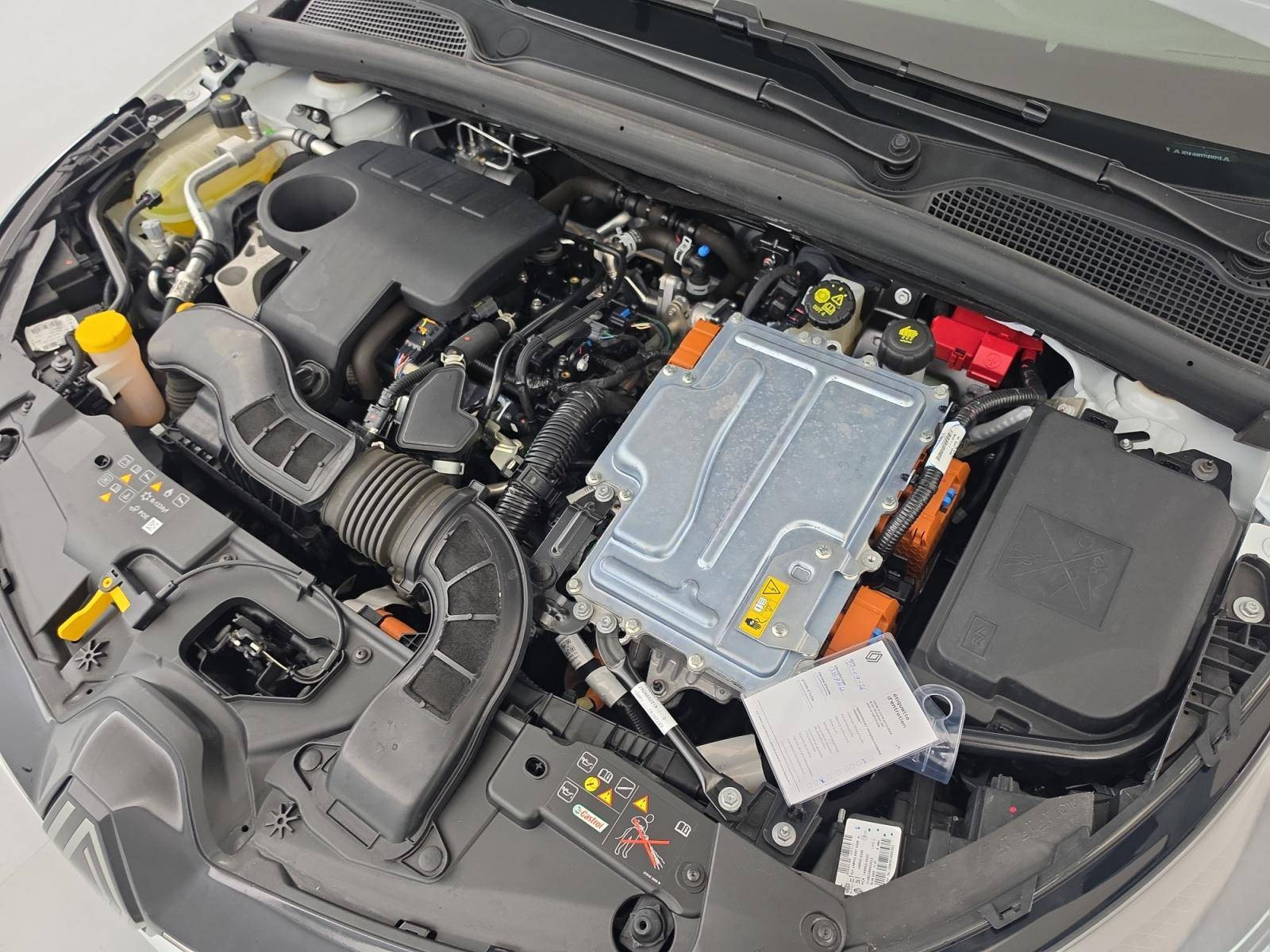 Vente en ligne Renault Clio 5 Clio E-Tech full hybrid 145 au prix de 16 490 €