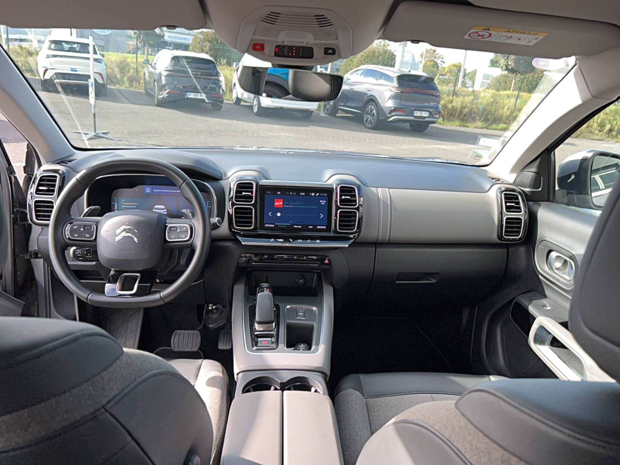 Vente en ligne Citroën C5 Aircross  Hybride Rechargeable 225 S&S e-EAT8 au prix de 17 990 €