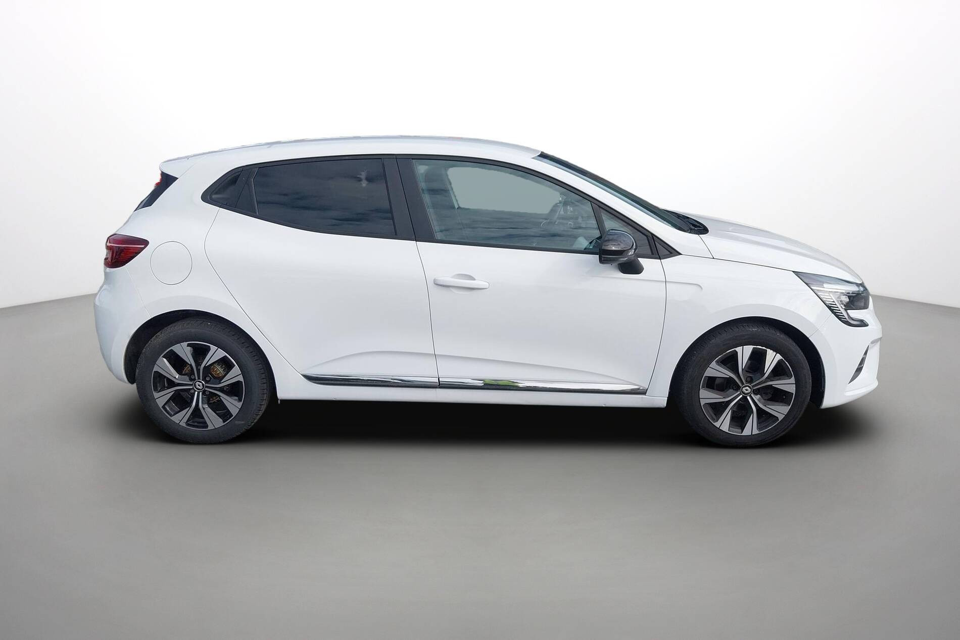 Vente en ligne Renault Clio 5 Clio TCe 90 X-Tronic au prix de 15 990 €