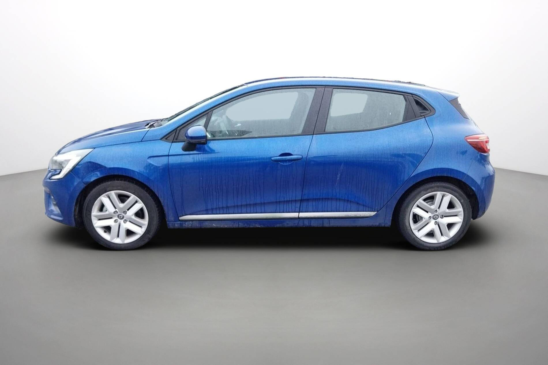 Vente en ligne Renault Clio 5 Clio E-Tech 140 - 21N au prix de 16 500 €