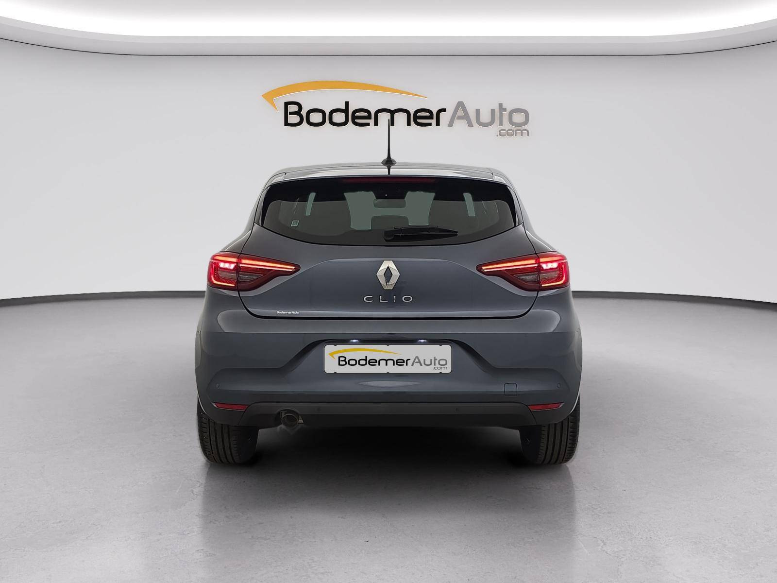 Vente en ligne Renault Clio 5 Clio TCe 90 - 21N au prix de 14 990 €