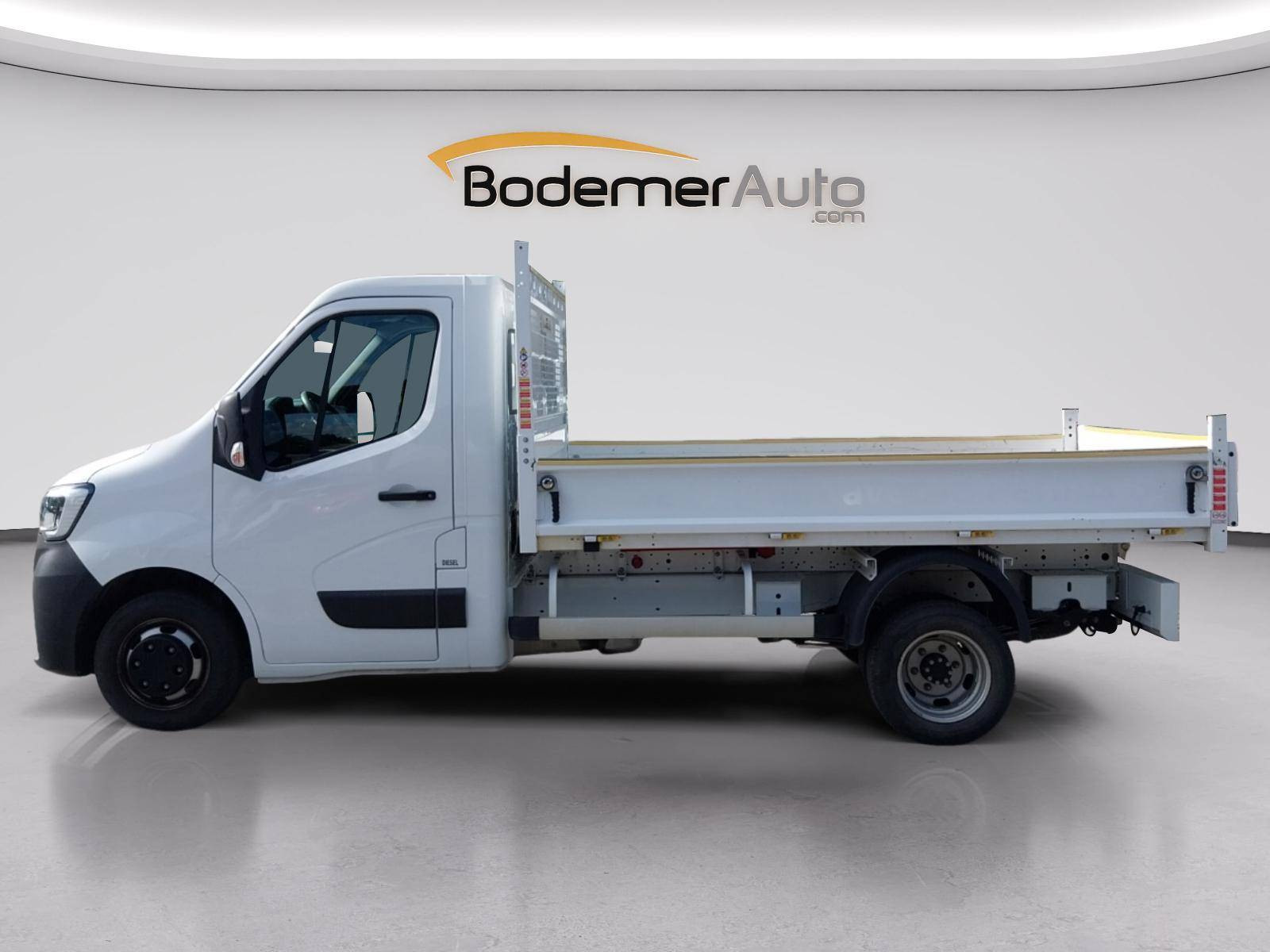 Vente en ligne Renault Master 3 Châssis Cabine MASTER CC PROP RJ3500 L2 PAFC BLUE DCI 130 EURO VI au prix de 30 890 €