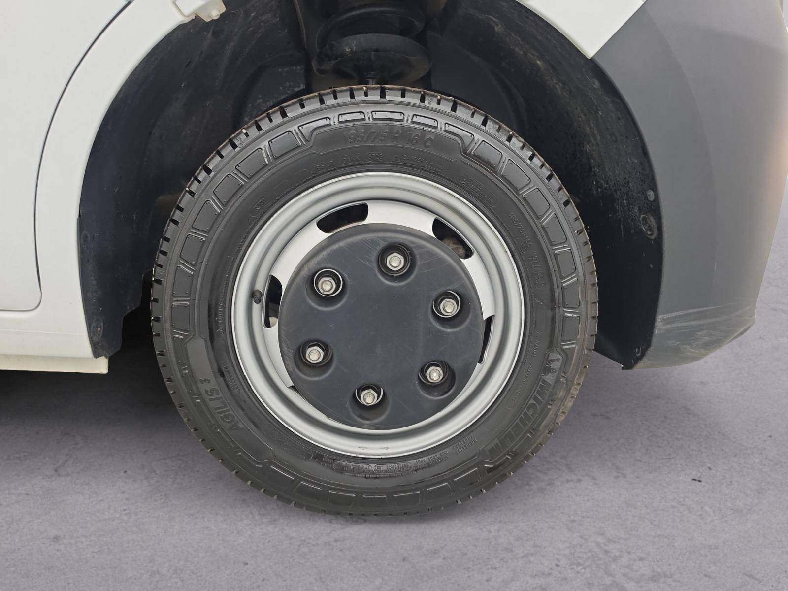 Vente en ligne Renault Master 3 Châssis Cabine MASTER CC PROP RJ3500 L2 PAFC BLUE DCI 130 EURO VI au prix de 31 900 €