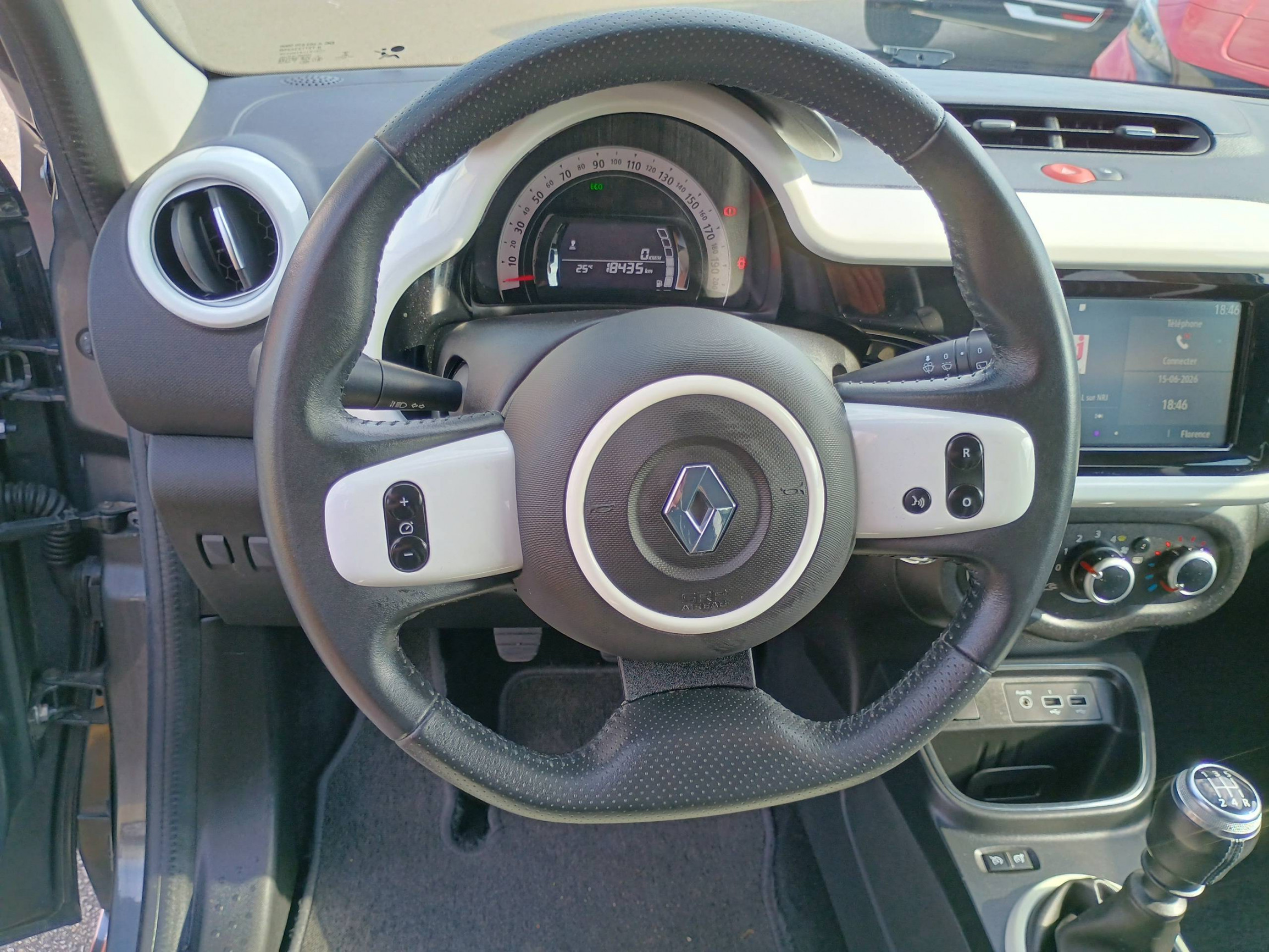 Vente en ligne Renault Twingo 3  TCe 95 au prix de 11 990 €