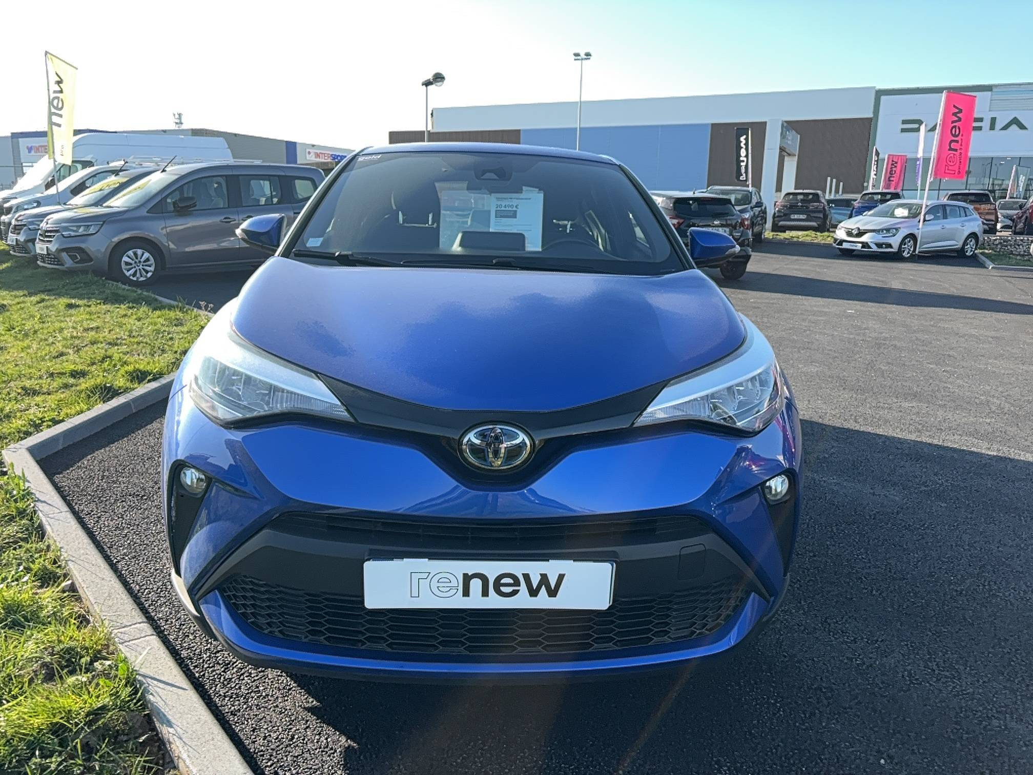 Vente en ligne Toyota C-HR C-HR Hybride 1.8L au prix de 19 990 €