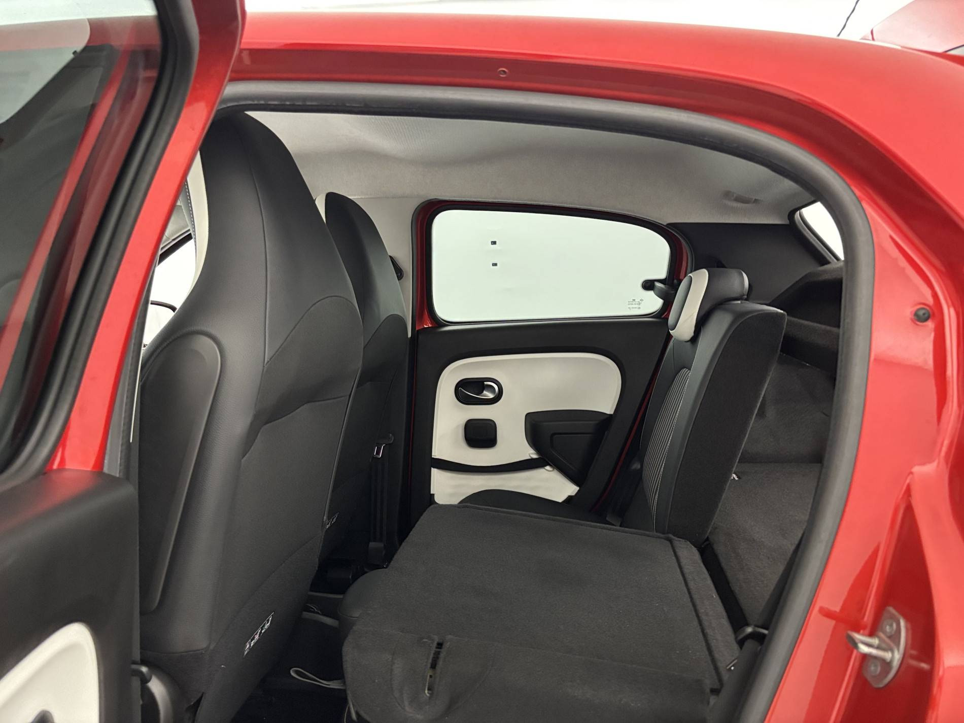 Vente en ligne Renault Twingo 3  TCe 95 au prix de 11 390 €