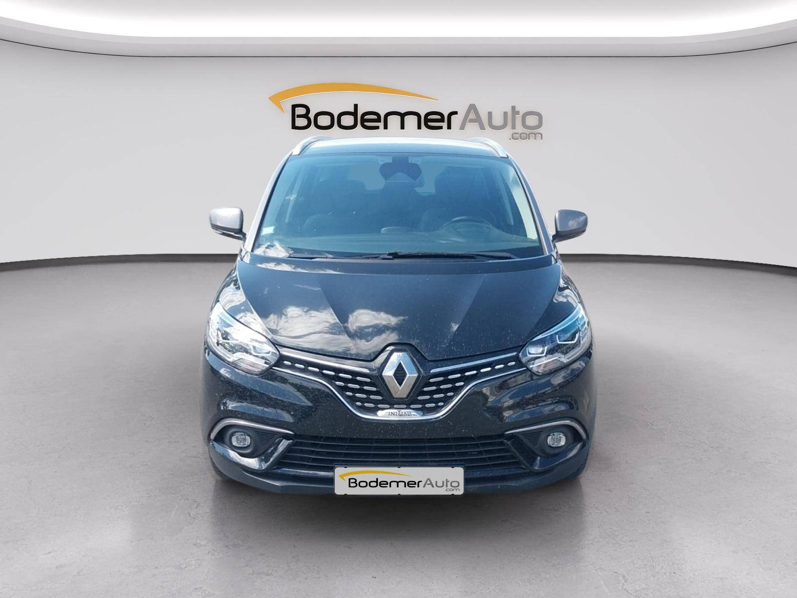 Vente en ligne Renault Grand Scenic 4 Grand Scenic Blue dCi 150 EDC au prix de 18 990 €