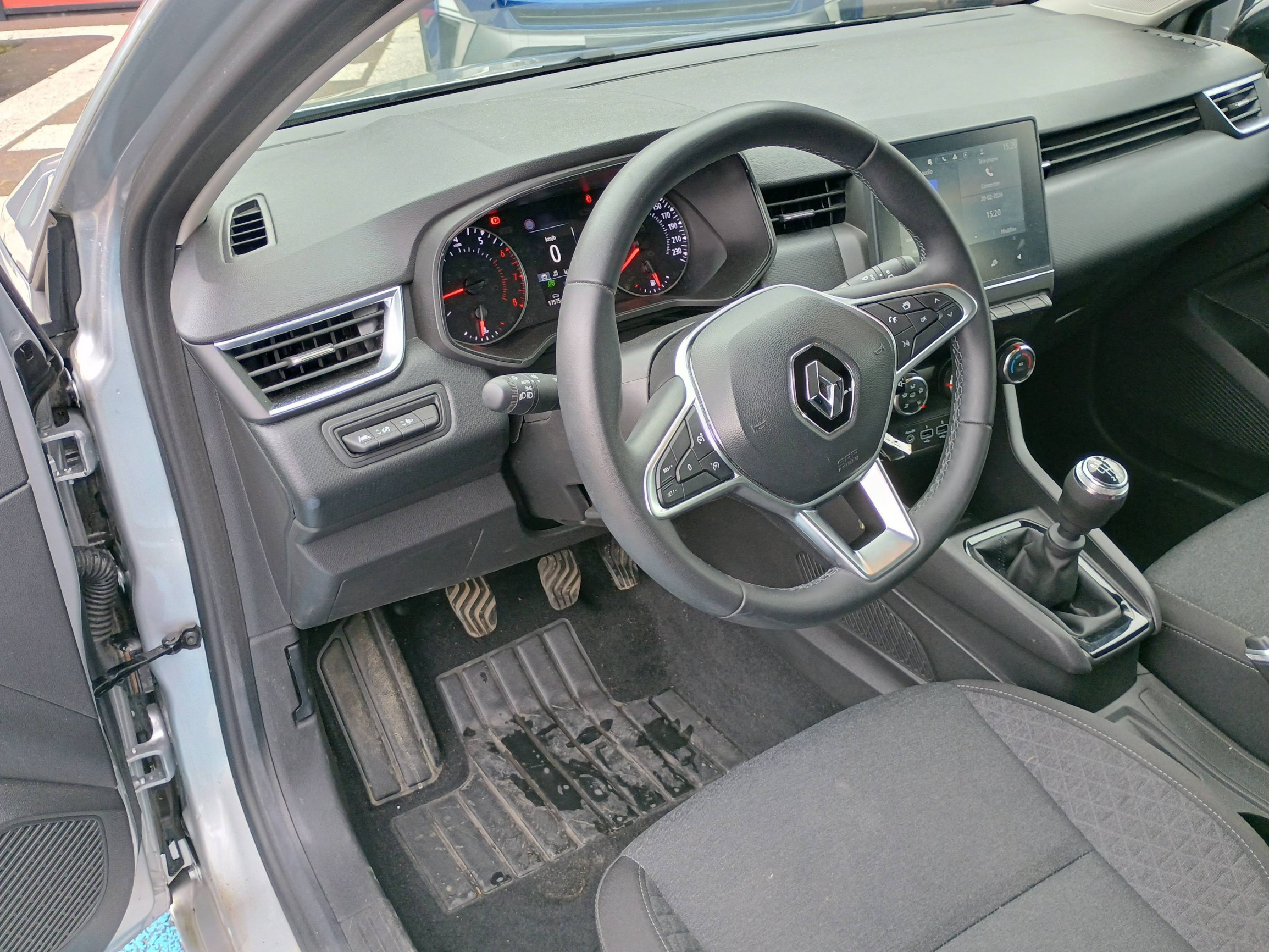 Vente en ligne Renault Clio 5 Clio TCe 90 au prix de 14 290 €