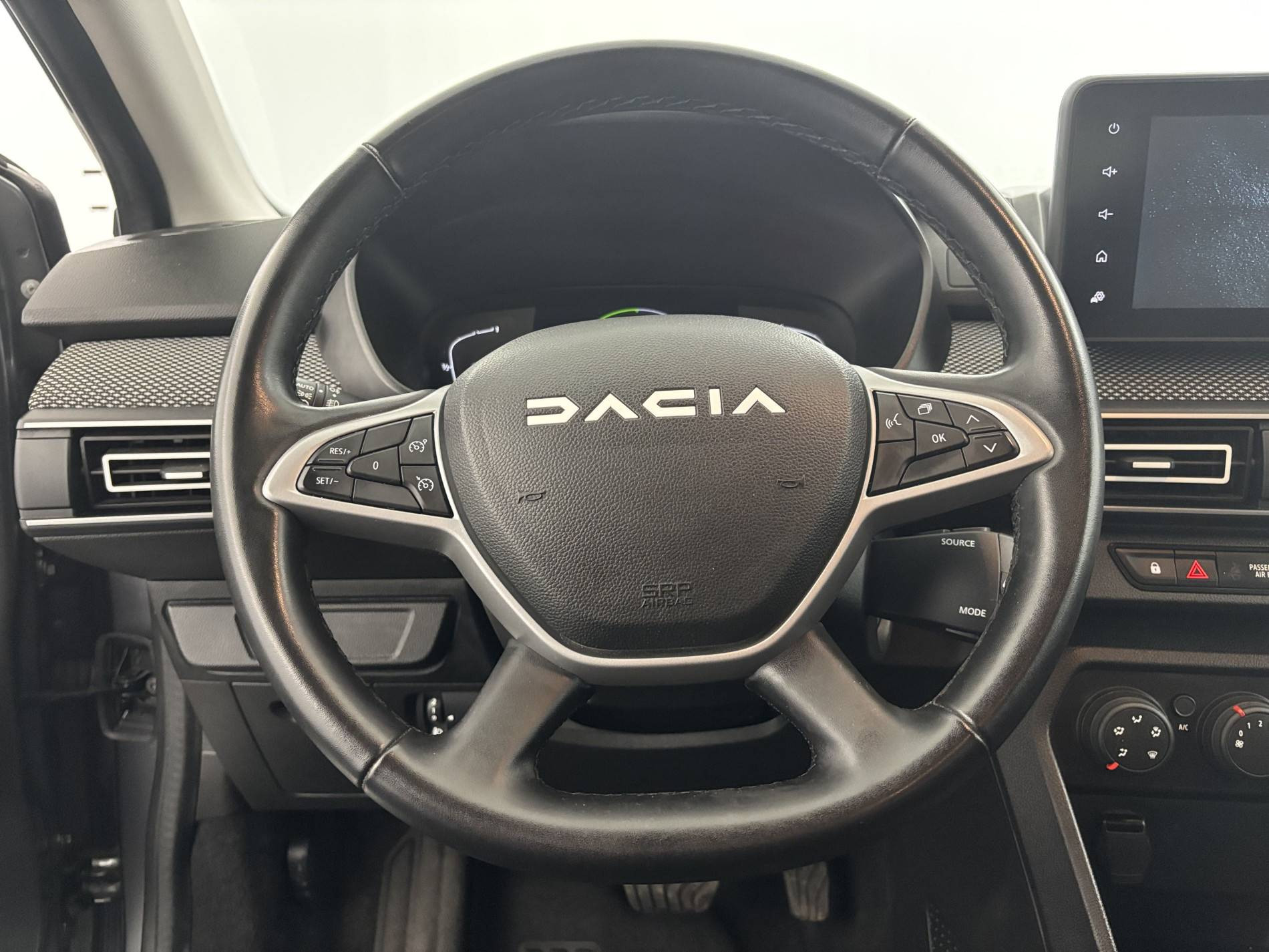 Vente en ligne Dacia Jogger  Hybrid 140 5 places au prix de 21 290 €