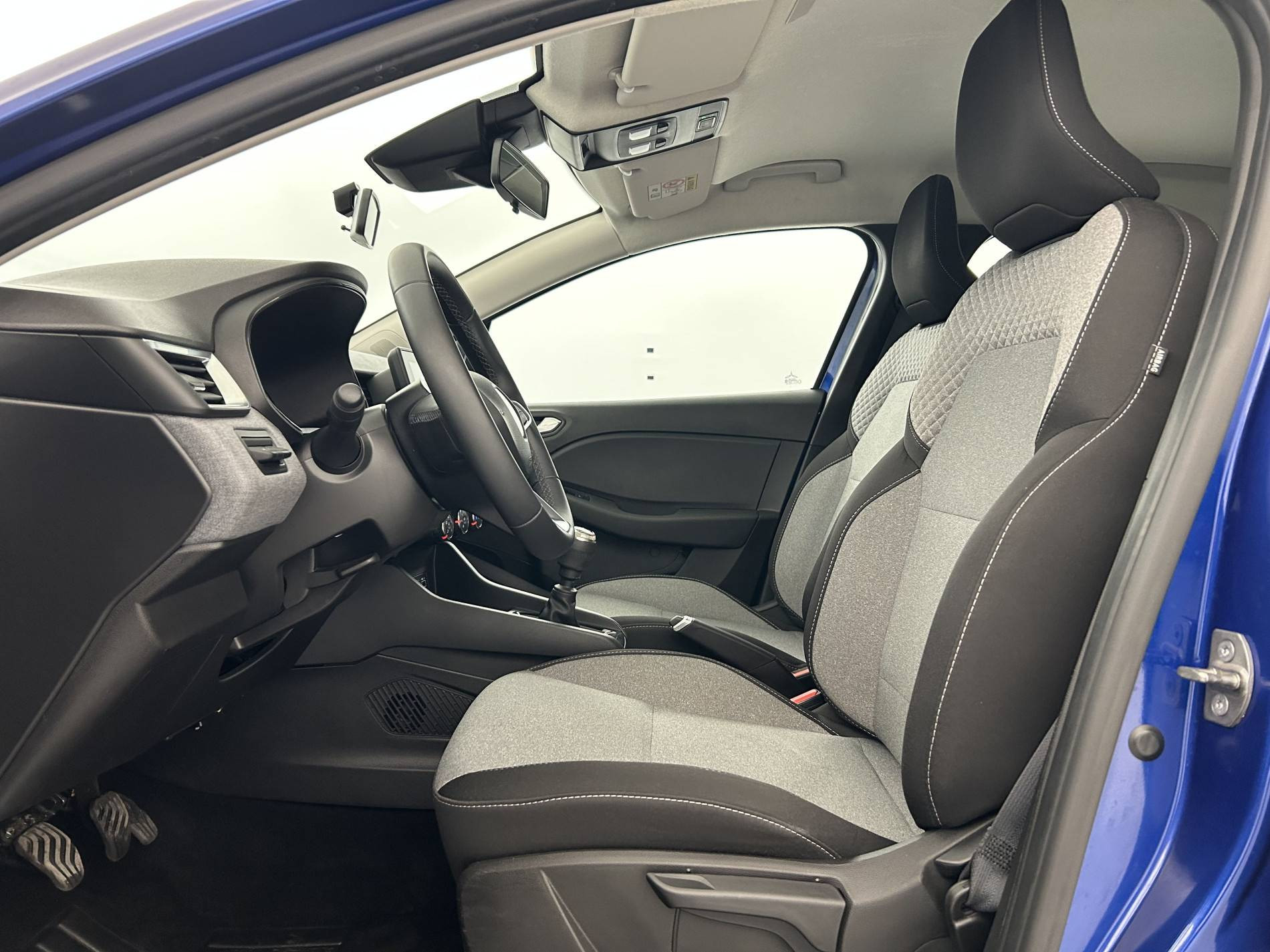 Vente en ligne Renault Clio 5 Clio Blue dCi 100 ch GSR2 au prix de 15 980 €