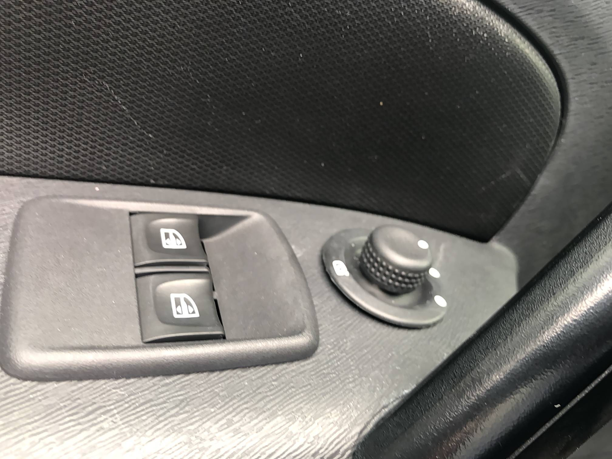 Vente en ligne Renault Kangoo Express  GRAND CONFORT BLUE DCI 115 au prix de 13 490 €